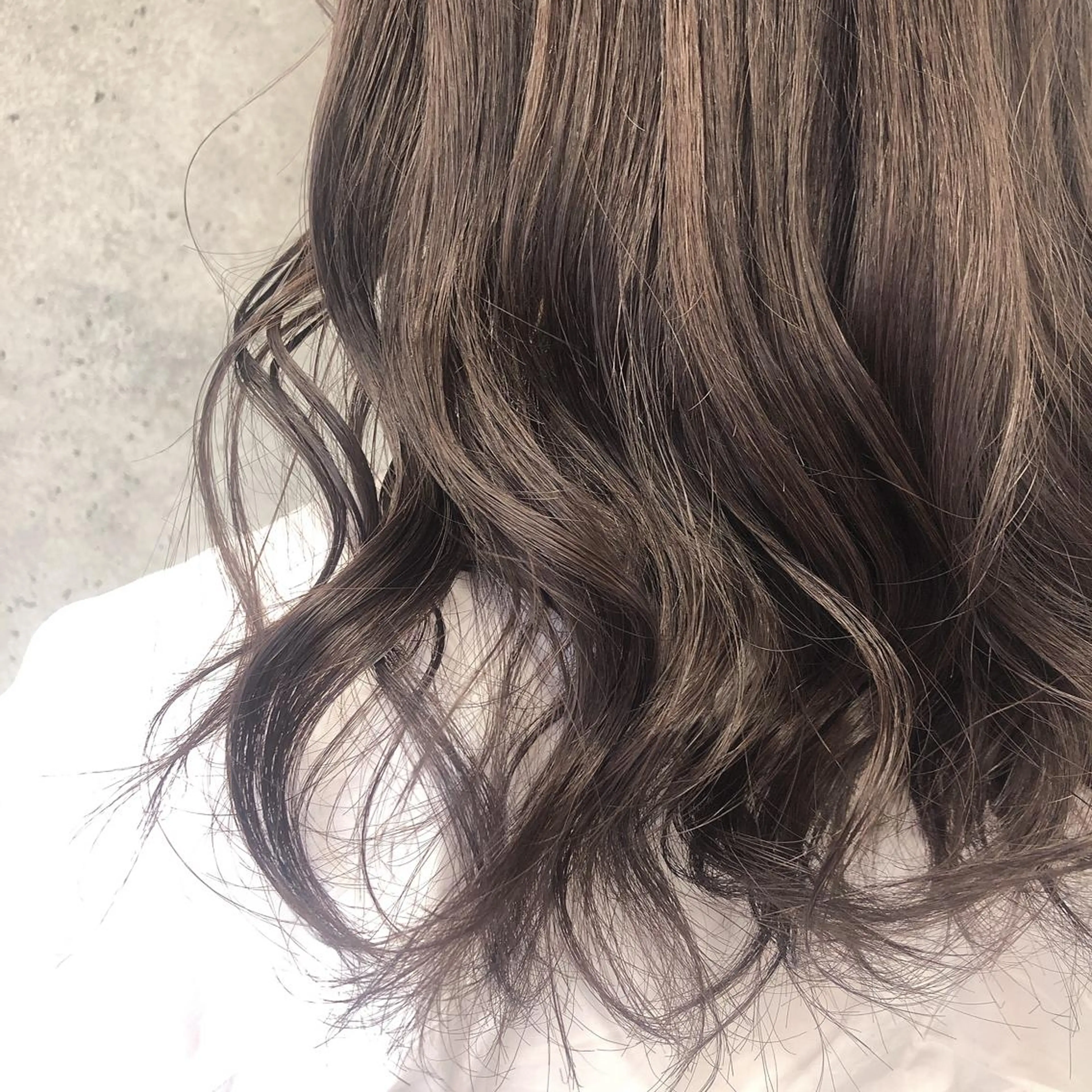 ロング カラー wakana 【ブリーチカラー】のヘアスタイル