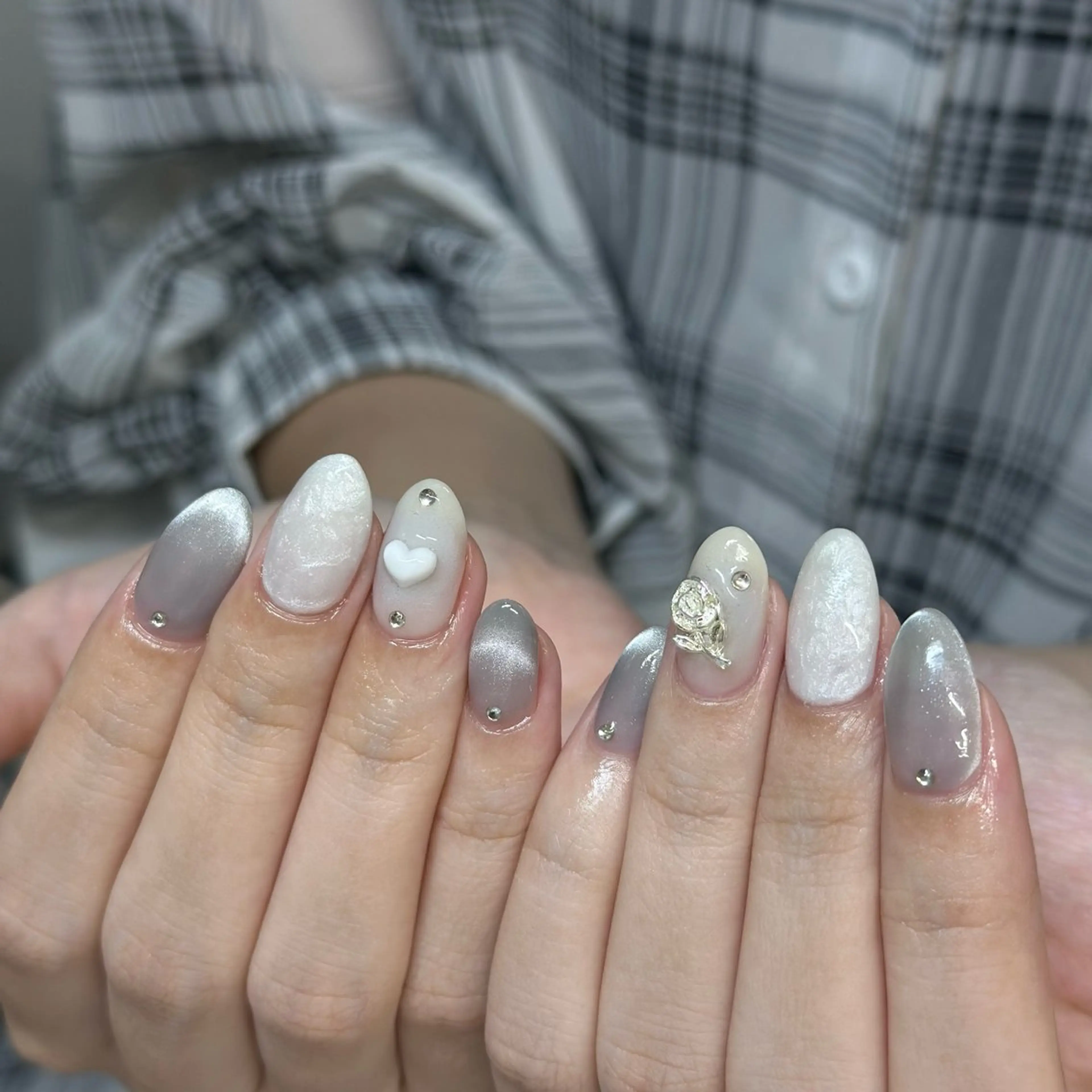 ネイル ハンドネイル mis uzuのネイルデザイン