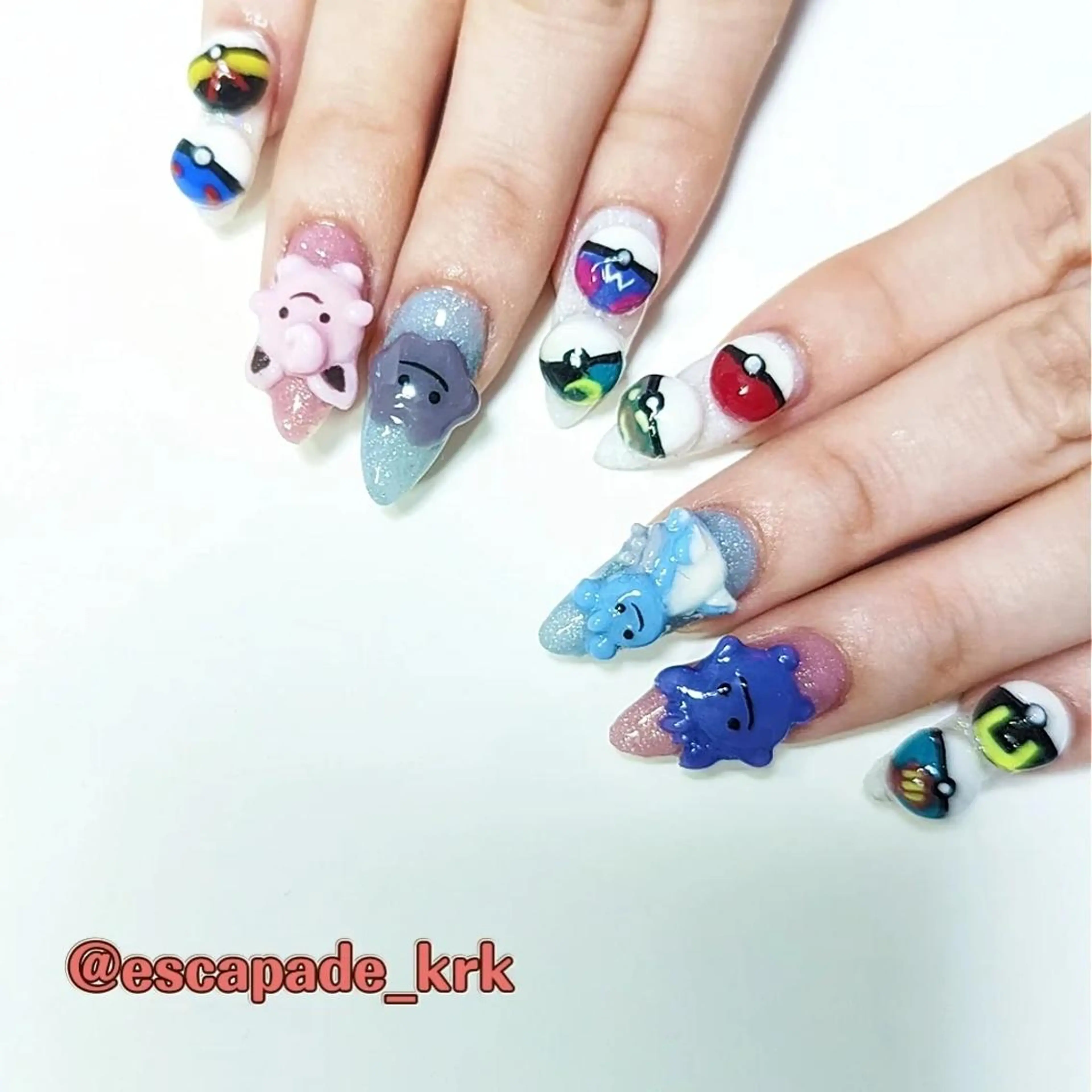 ミディアム ネイル ハンドネイル クロキ 。のネイルデザイン
