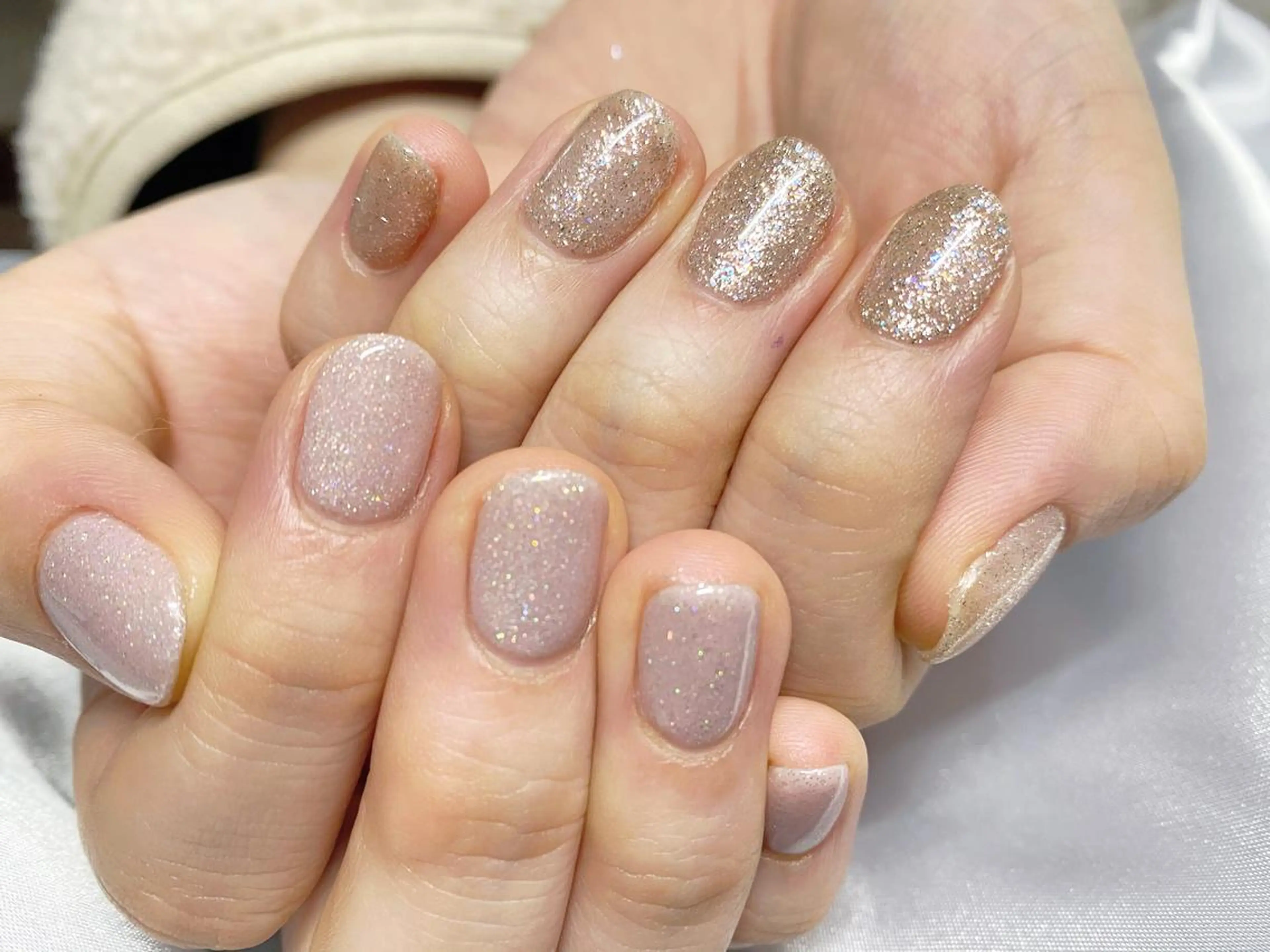 ネイル キラキラネイル ハンドネイル crystal ⭐︎ colorのネイルデザイン