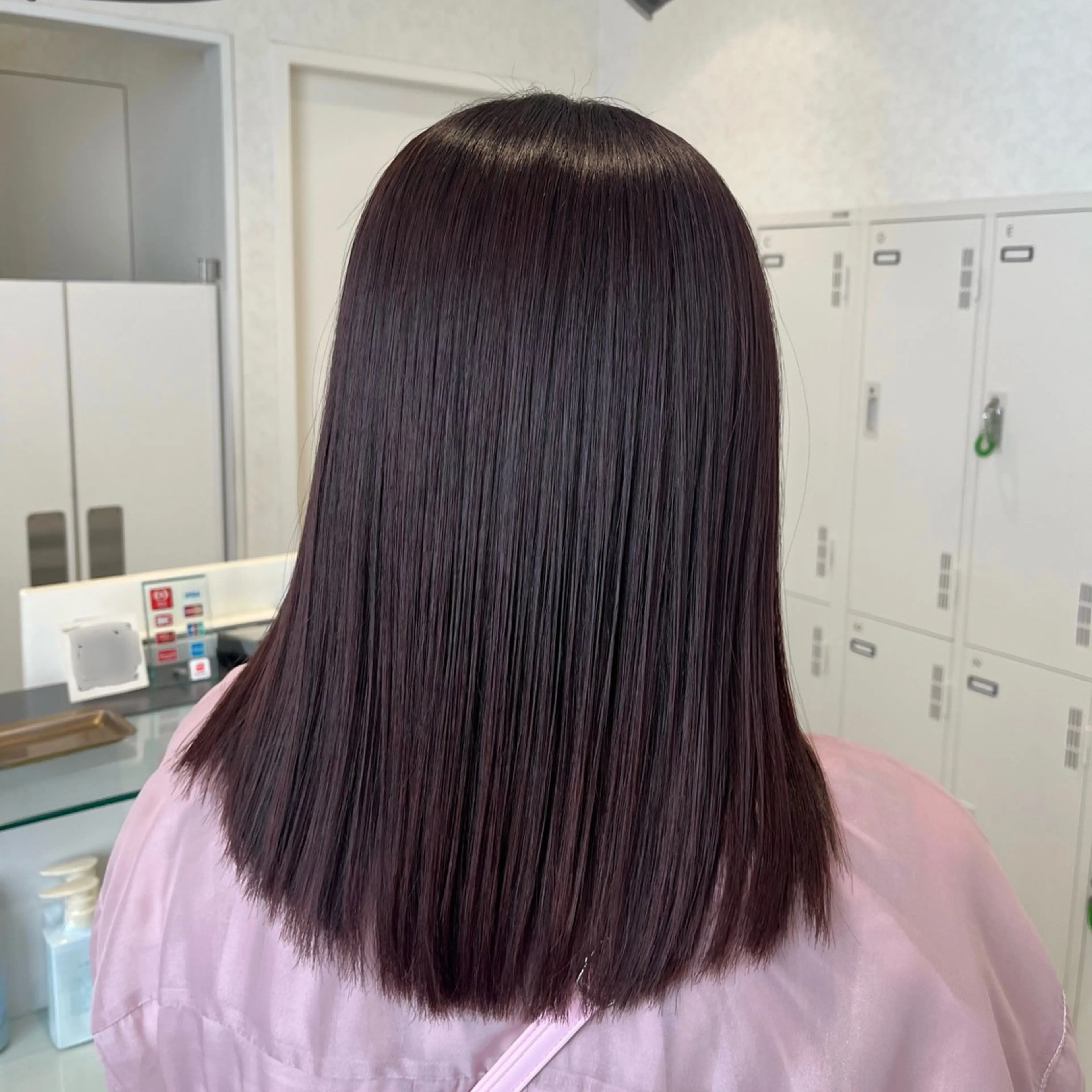 カット+ワンカラーの写真