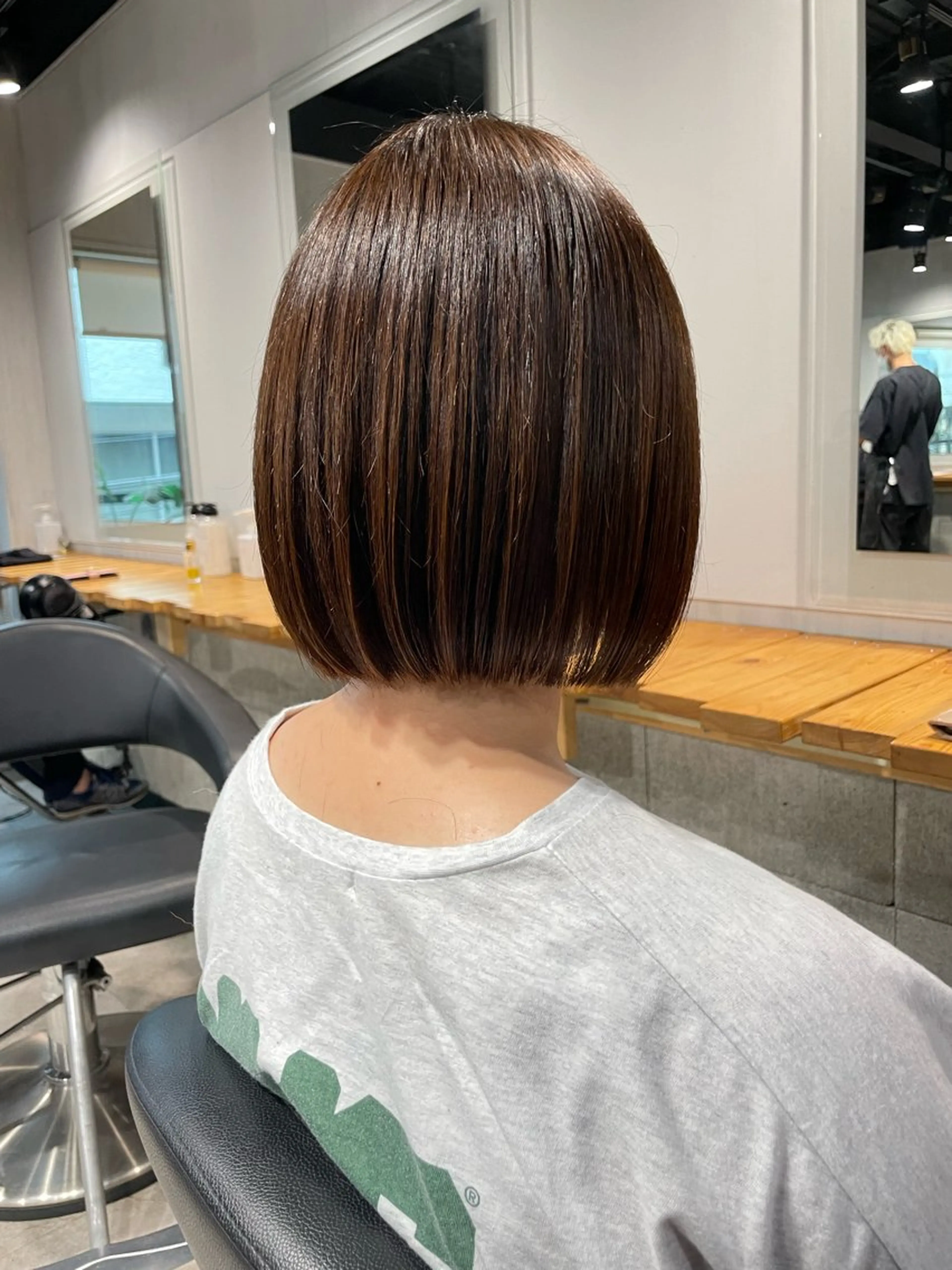 ショート カラー カット ヘアカラー トリートメント ヘッドスパ ヘアセット 🦋ハイトーンボブ ショート🦋トシキのヘアスタイル