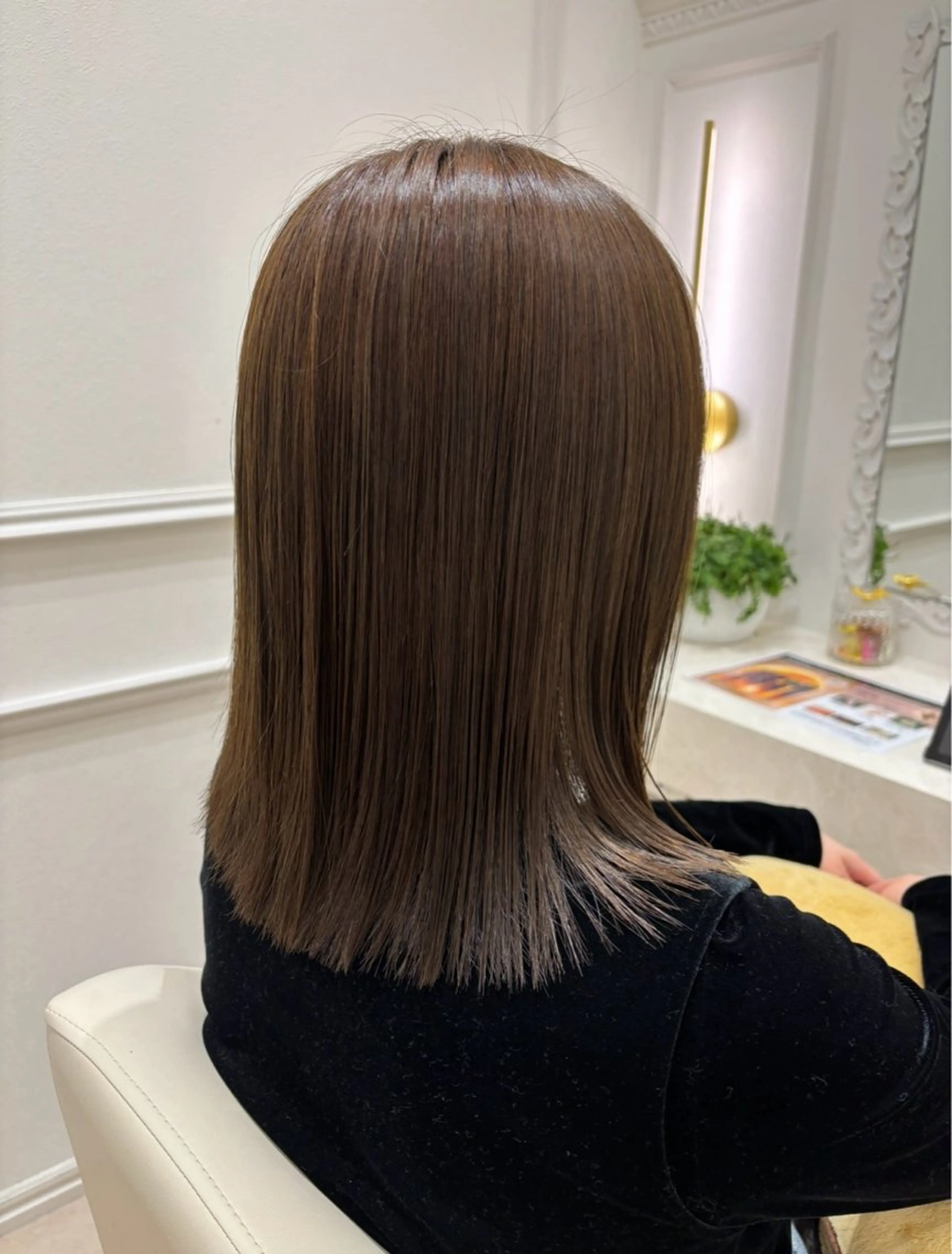 カラー ヘアカラー トリートメント 野里 色のヘアスタイル
