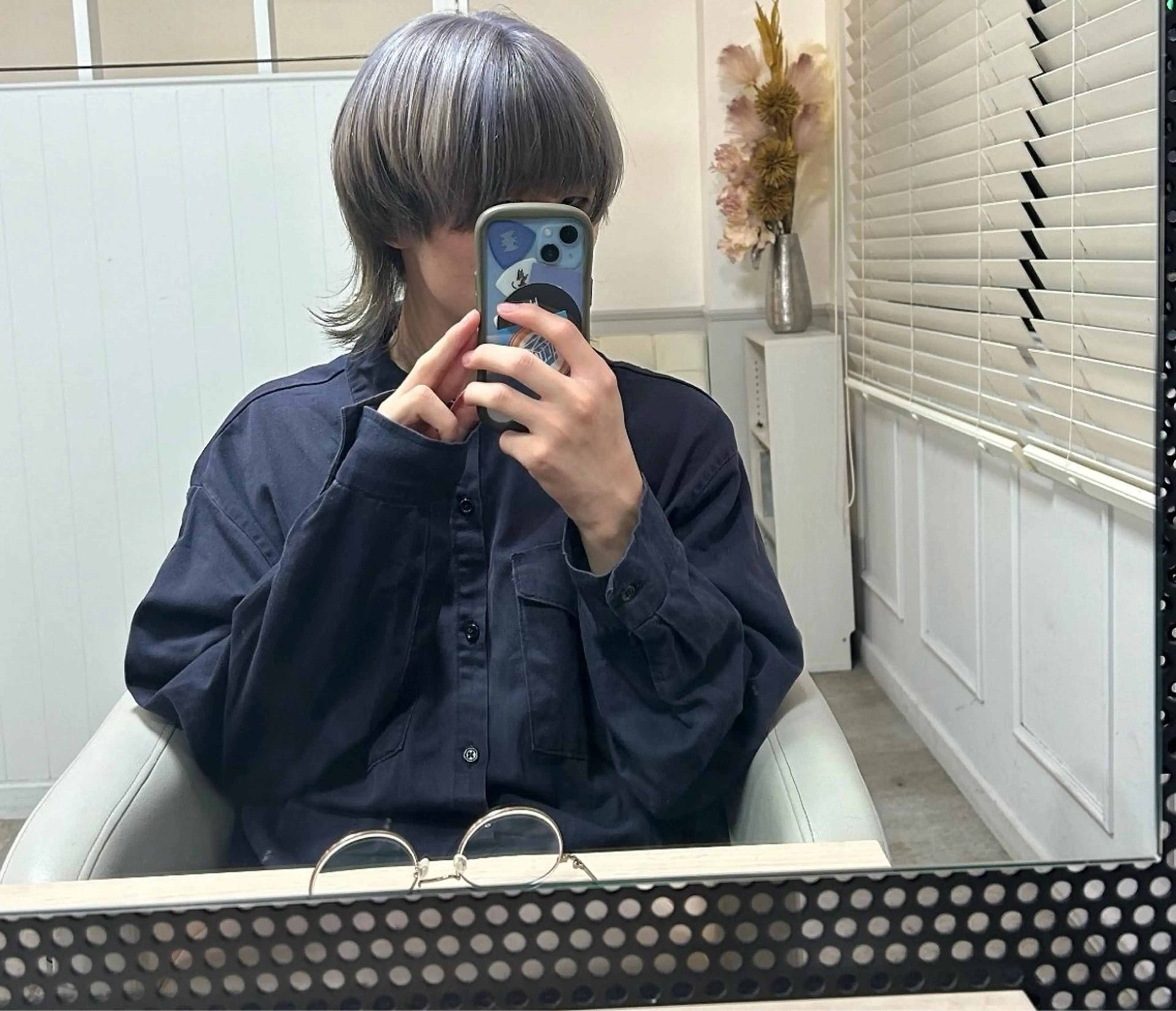 メンズ メンズウルフカット ウルフカット 縮毛•ハイトーン ・着付け Runaのヘアスタイル