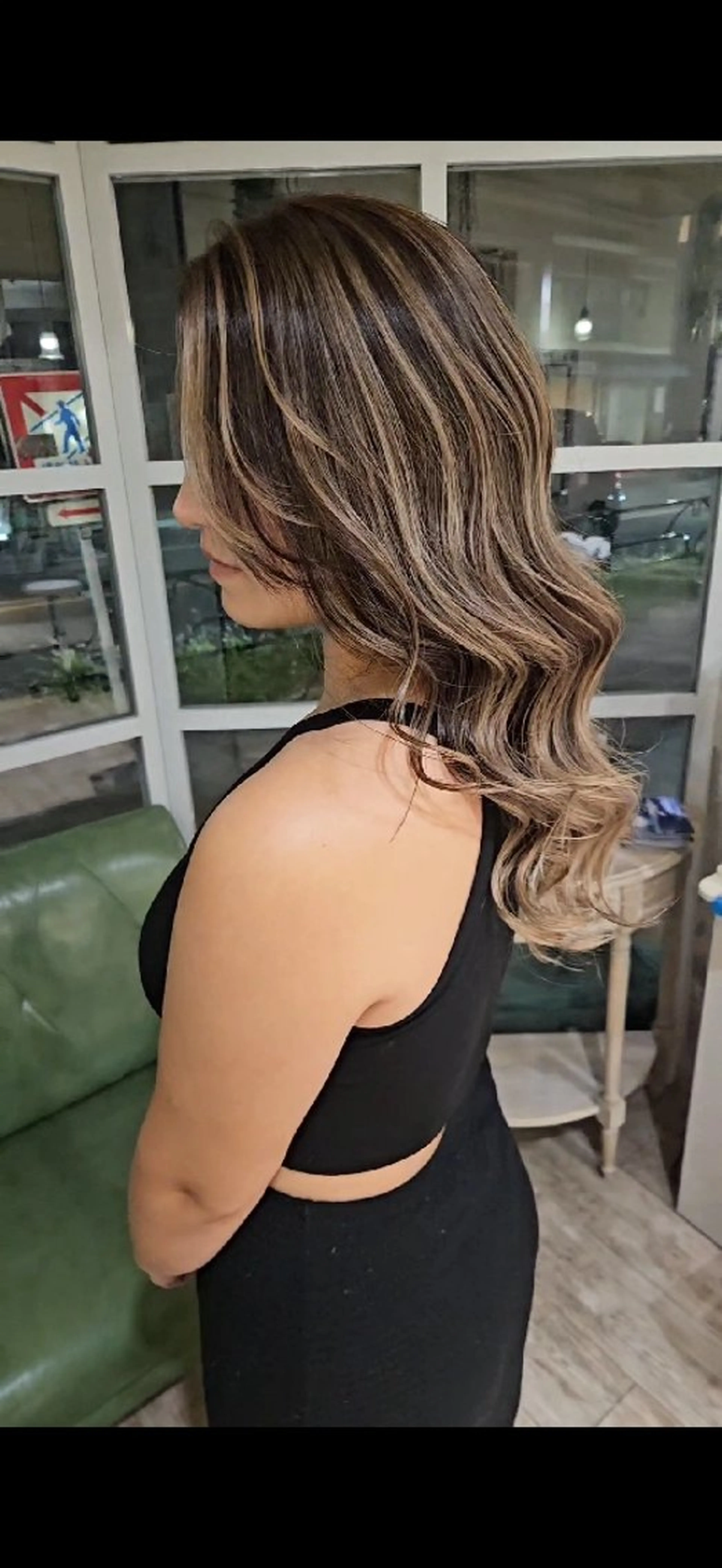 ロング カラー バレイヤージュ ベージュカラー ブリーチ ダブルカラー ハイライトカラー ヘアカラー バレイヤージュ/ ハイライト/大内格のヘアスタイル