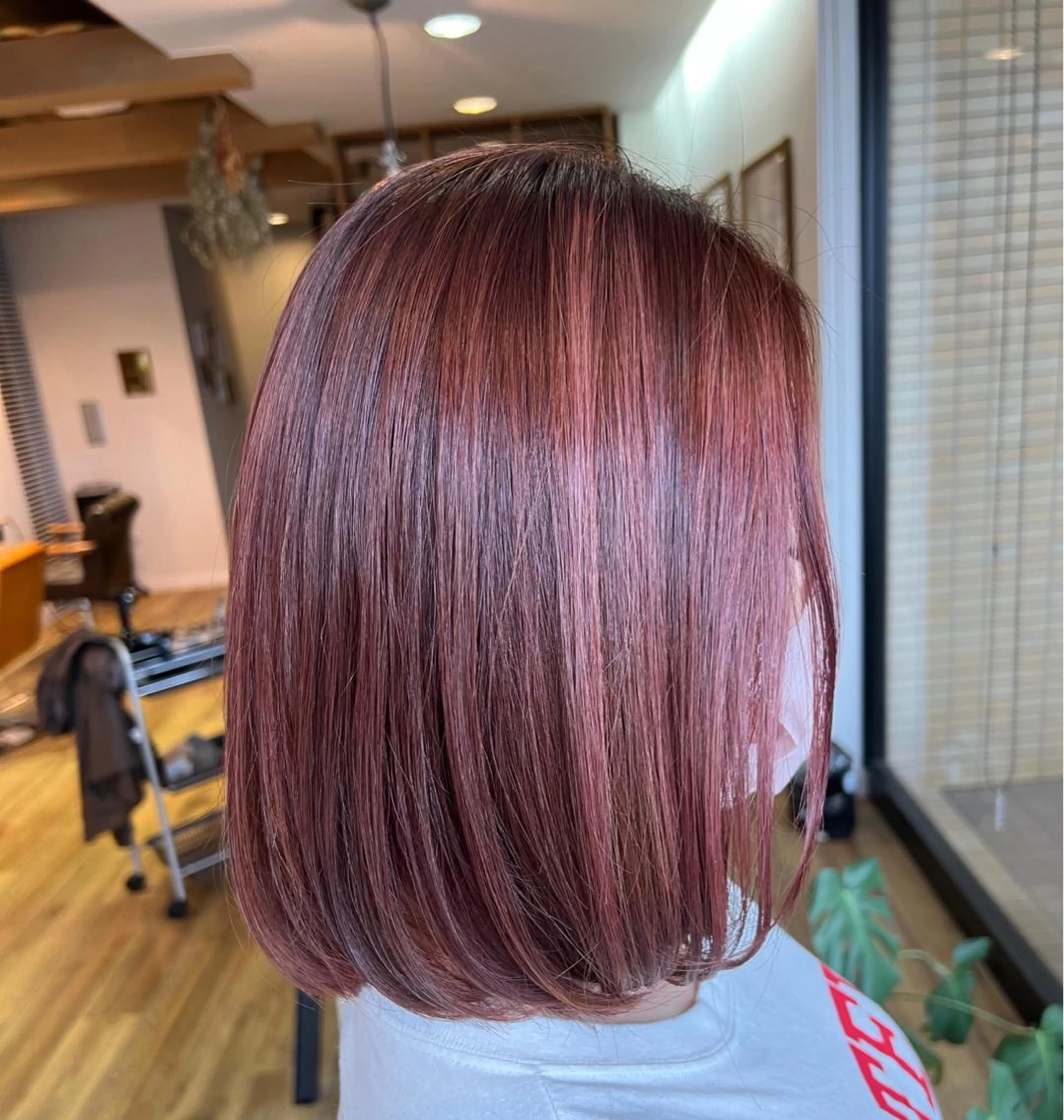 カラー ハイライトカラー ピンクカラー 堀 望美のヘアスタイル