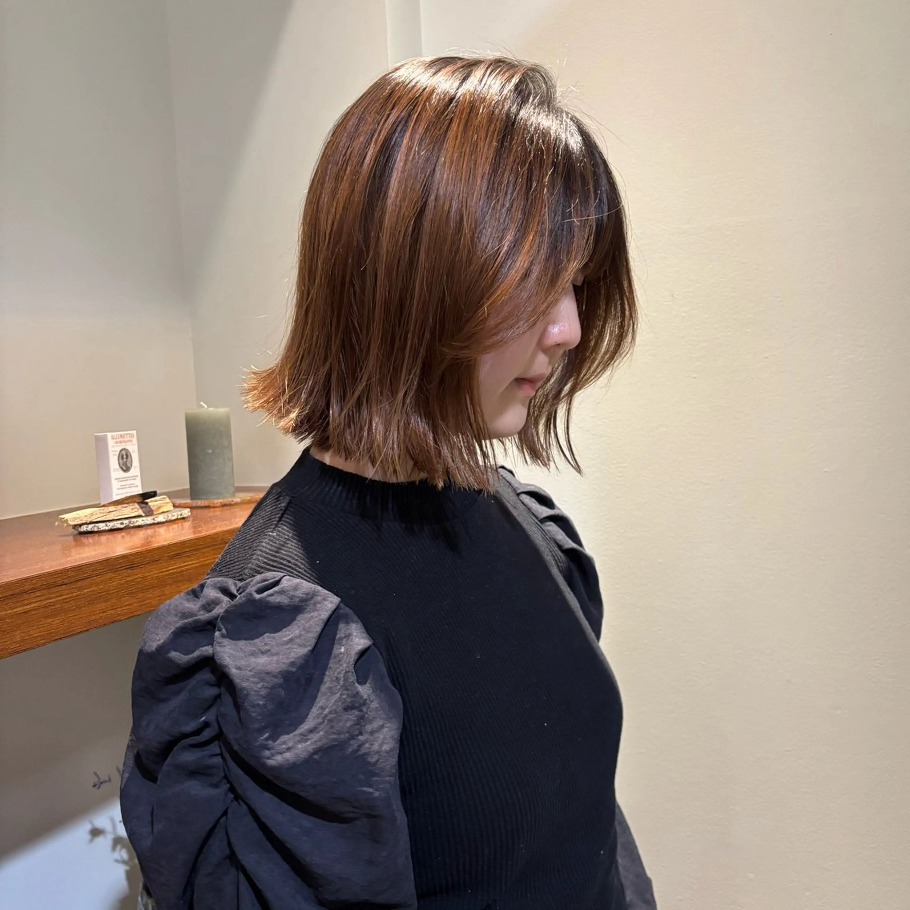ショート 切りっぱなしボブ ボブ 顔周りカット 韓国風ヘア グレージュ🐰透明感 カラー🫧akihoのヘアスタイル