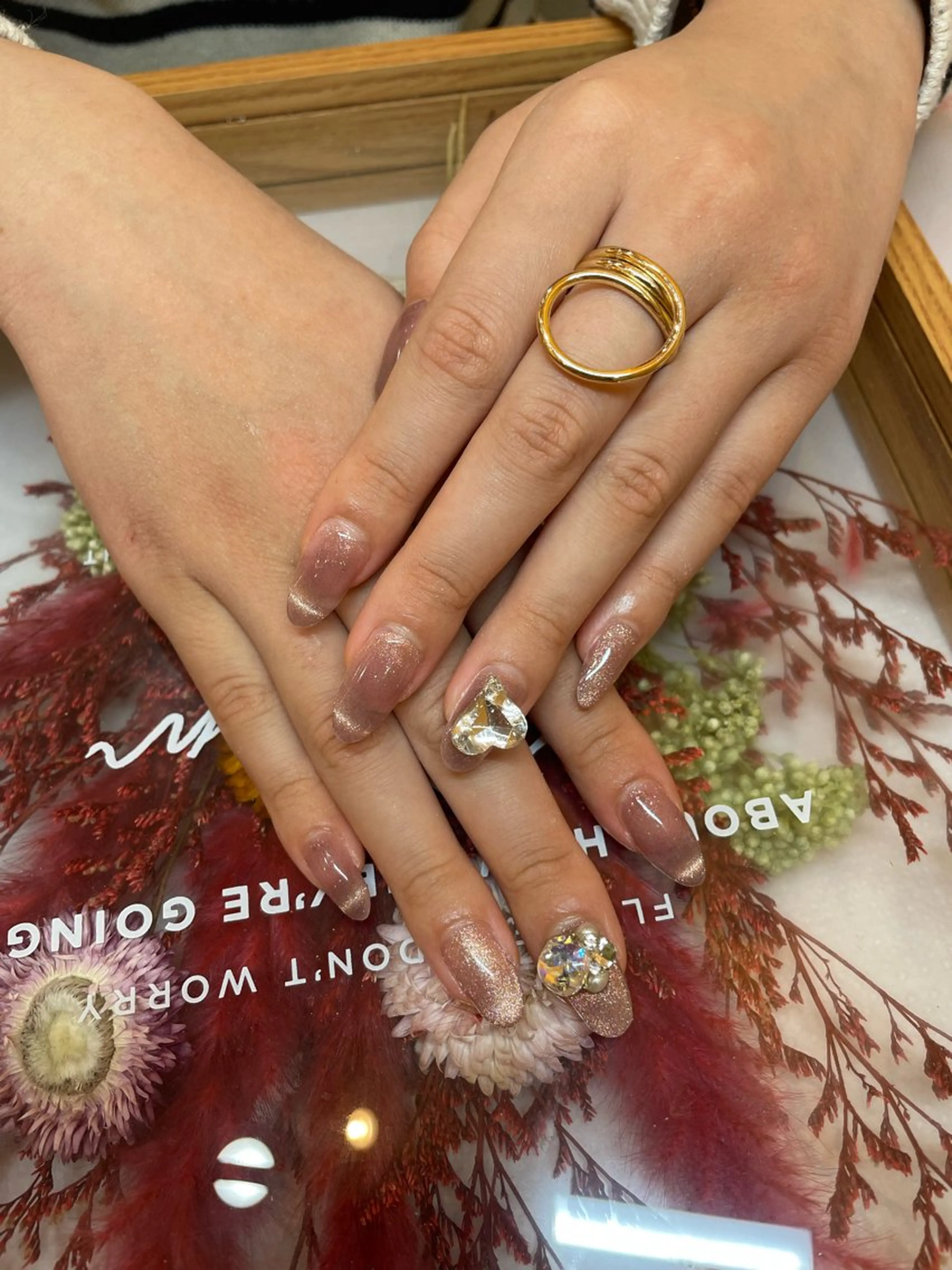 ネイル ハンドネイル ハンドケア queen nailのネイルデザイン