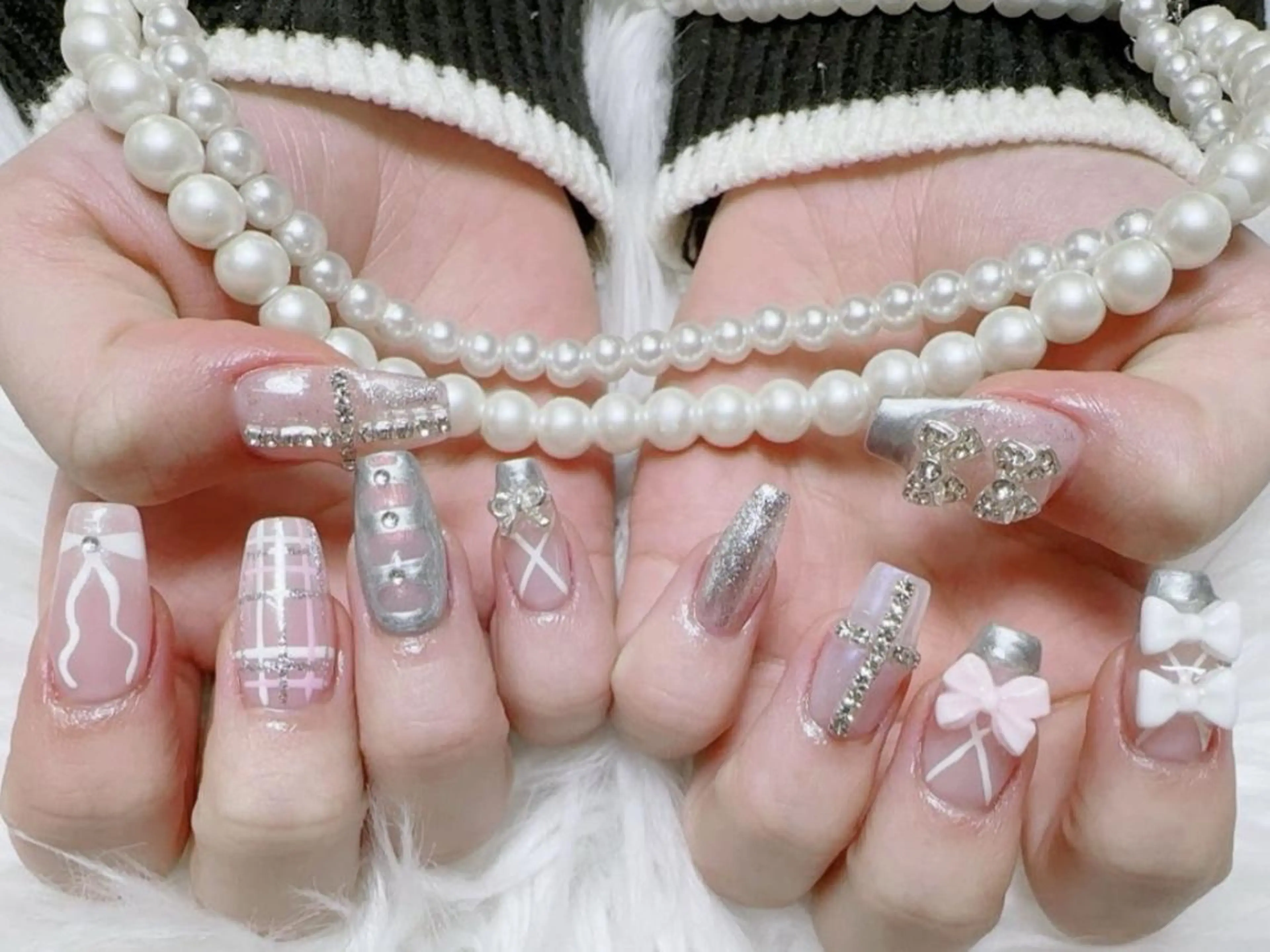 メンズ ネイル アートネイル フレンチネイル ジェルネイル キラキラネイル パラジェル Bloom kabukiのネイルデザイン