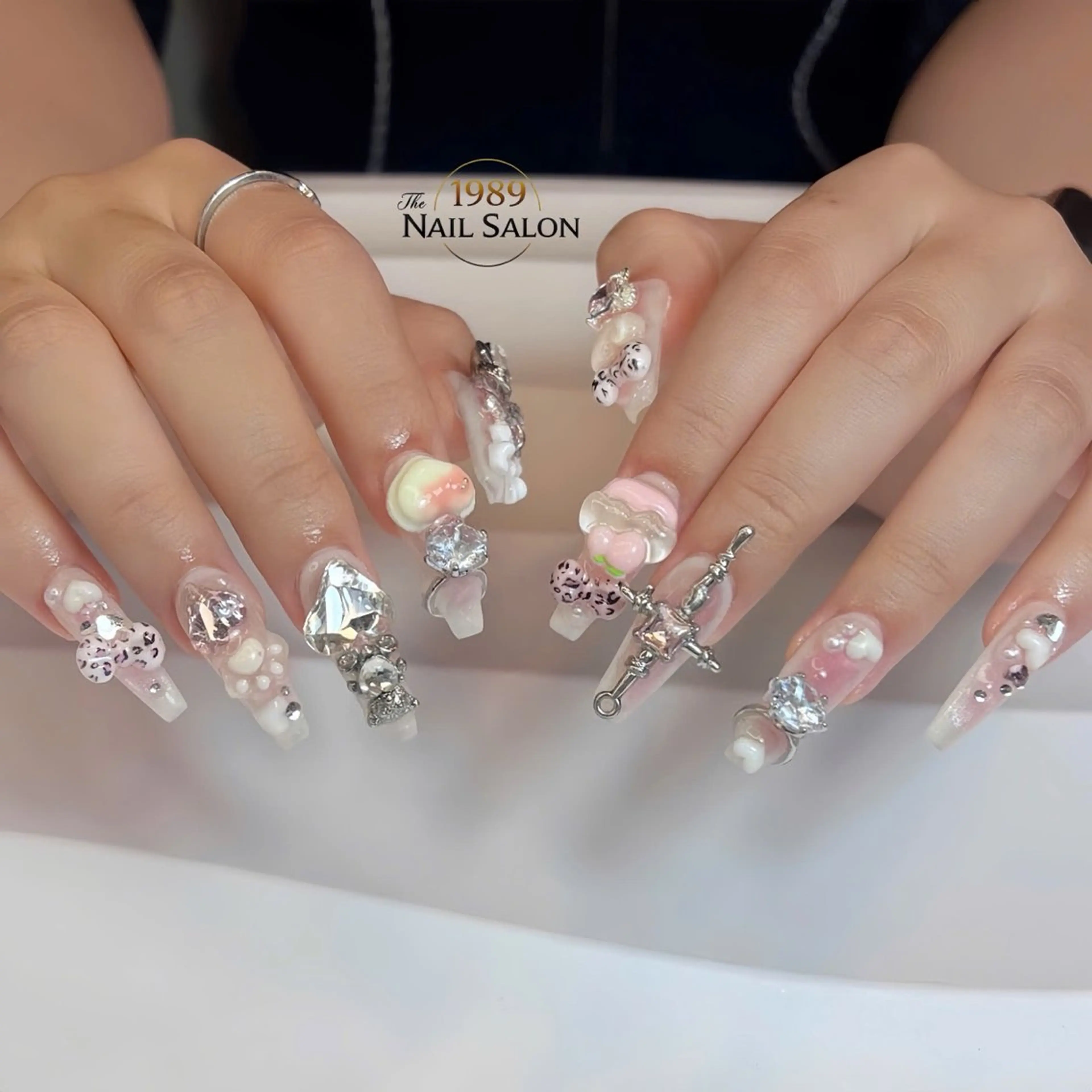 ネイル The 1989 Nail Salonのネイルデザイン