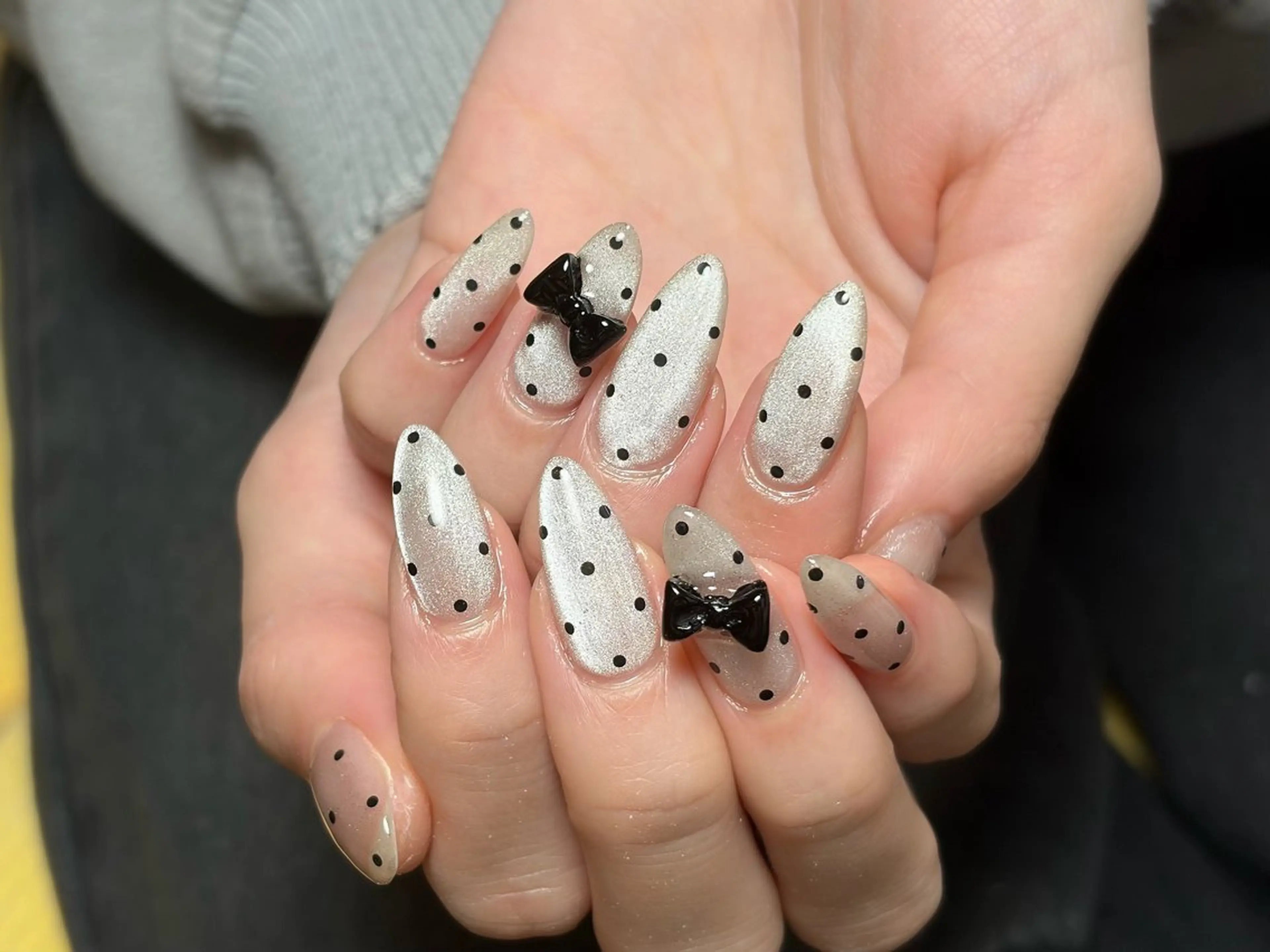 ネイル オーロラネイル 長さ出し フレンチネイル ジェルネイル ガラスフレンチ Rela・S NAILのネイルデザイン