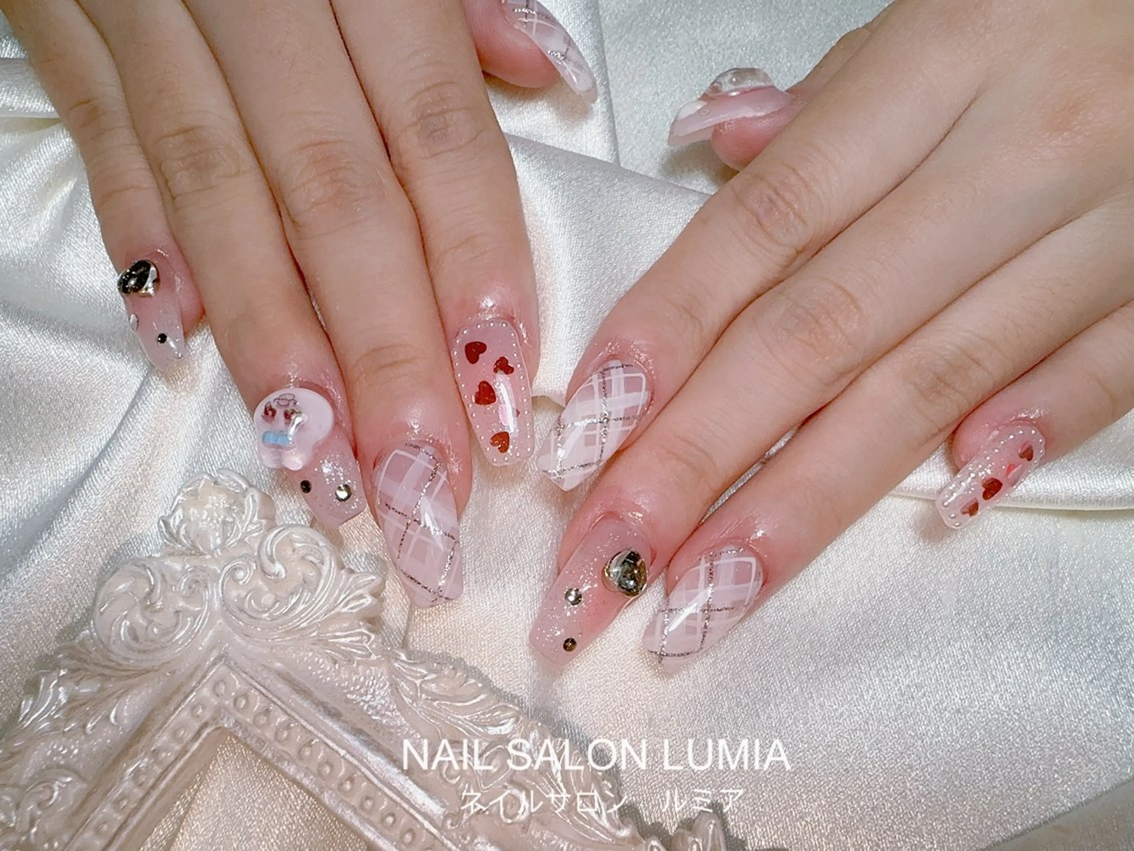 ネイル ハンドネイル ネイルサロン ルミア Lumia 店長のネイルデザイン