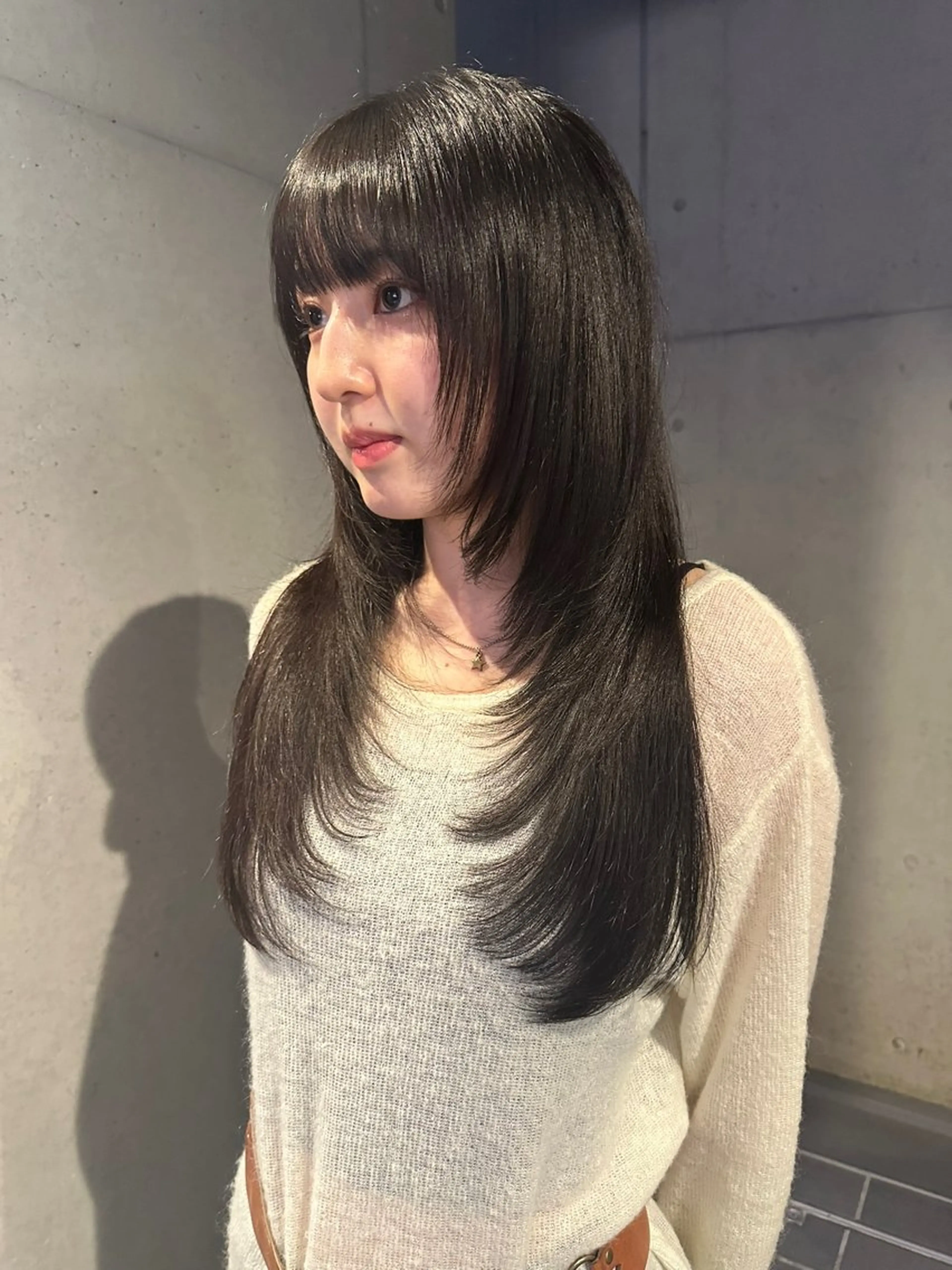 ロング カラー 顔まわりレイヤー ハッシュカット レイヤーカット ウルフカット カット ヘアカラー 似合わせウルフ/ レイヤー/山本祐輔のヘアスタイル