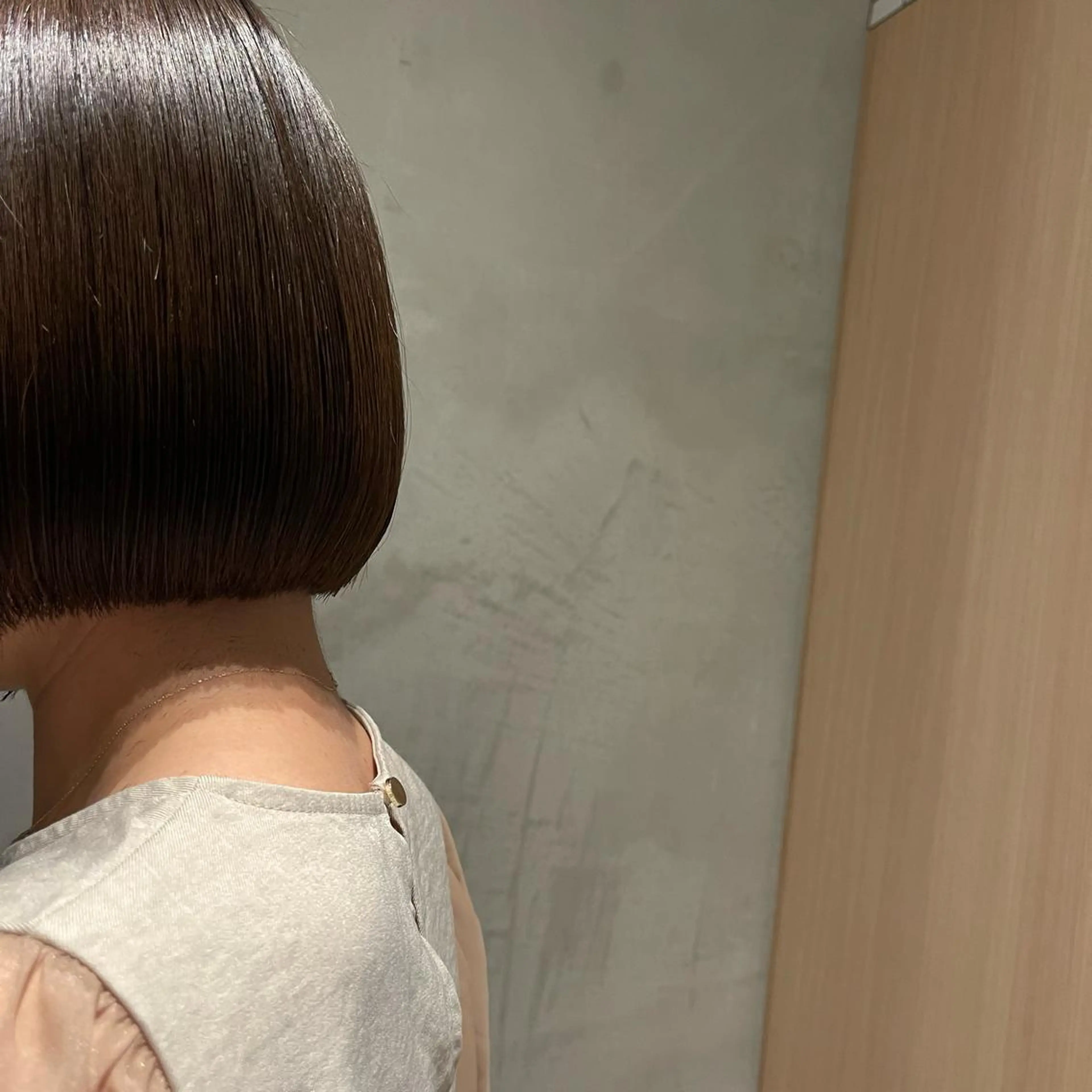 ショート カラー パーマ ヘアアレンジ ダブルカラー インナーカラー 髪質改善 ショートヘア 高井瑠華🌼 ストカールカット特化のヘアスタイル