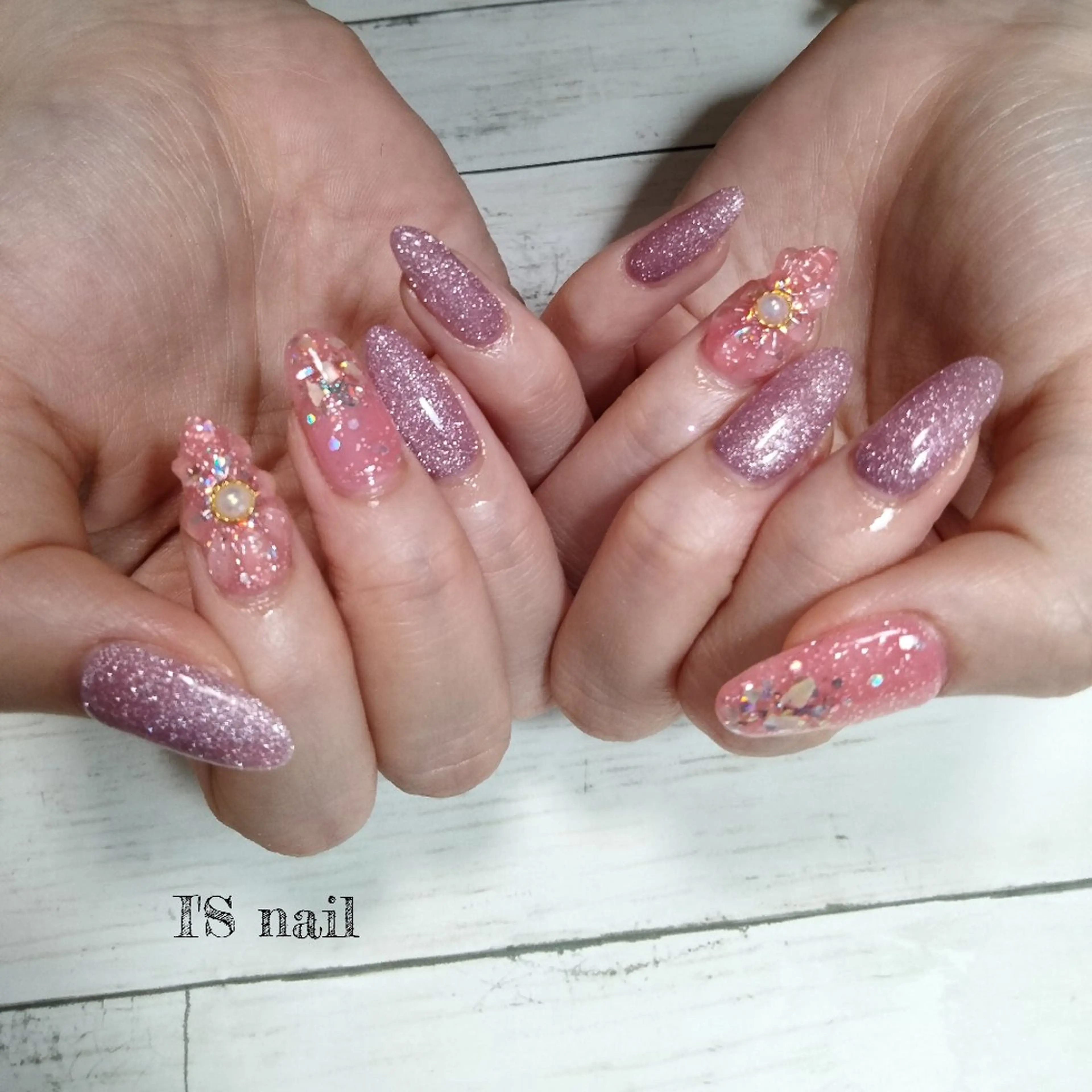 ネイル フラワーネイル ぷっくりネイル ハンドネイル I'S nail 佐野のネイルデザイン