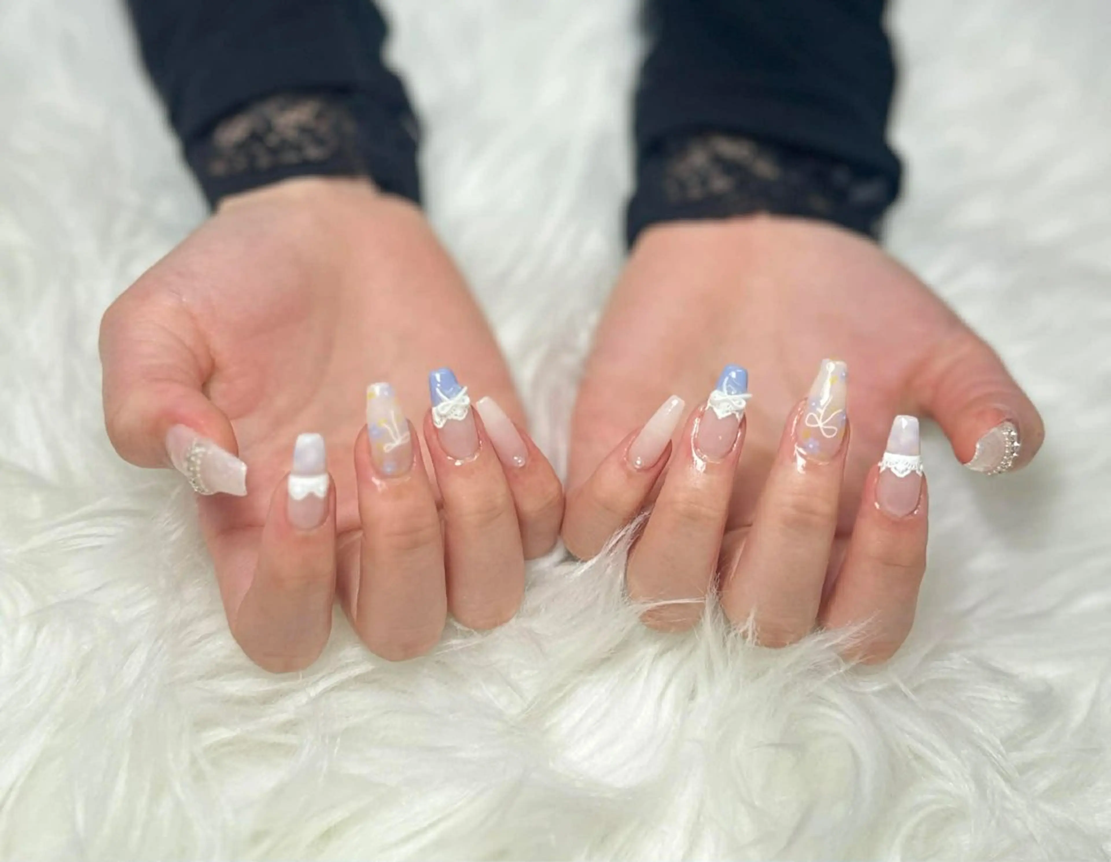 ネイル AURA NAILのネイルデザイン