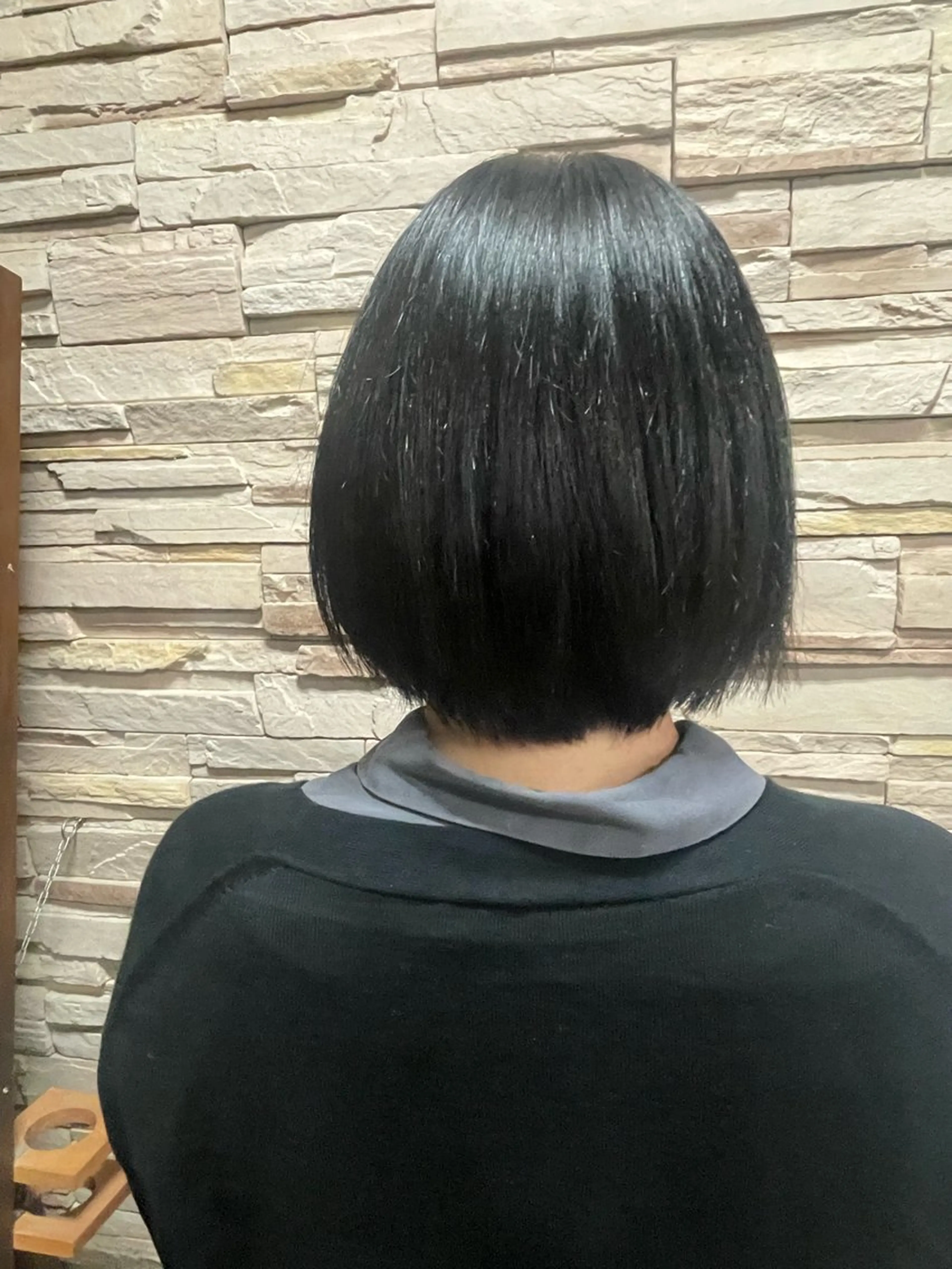 ショート カラー アッシュ アッシュブラック 黒髪 浅岡 昭汰のヘアスタイル