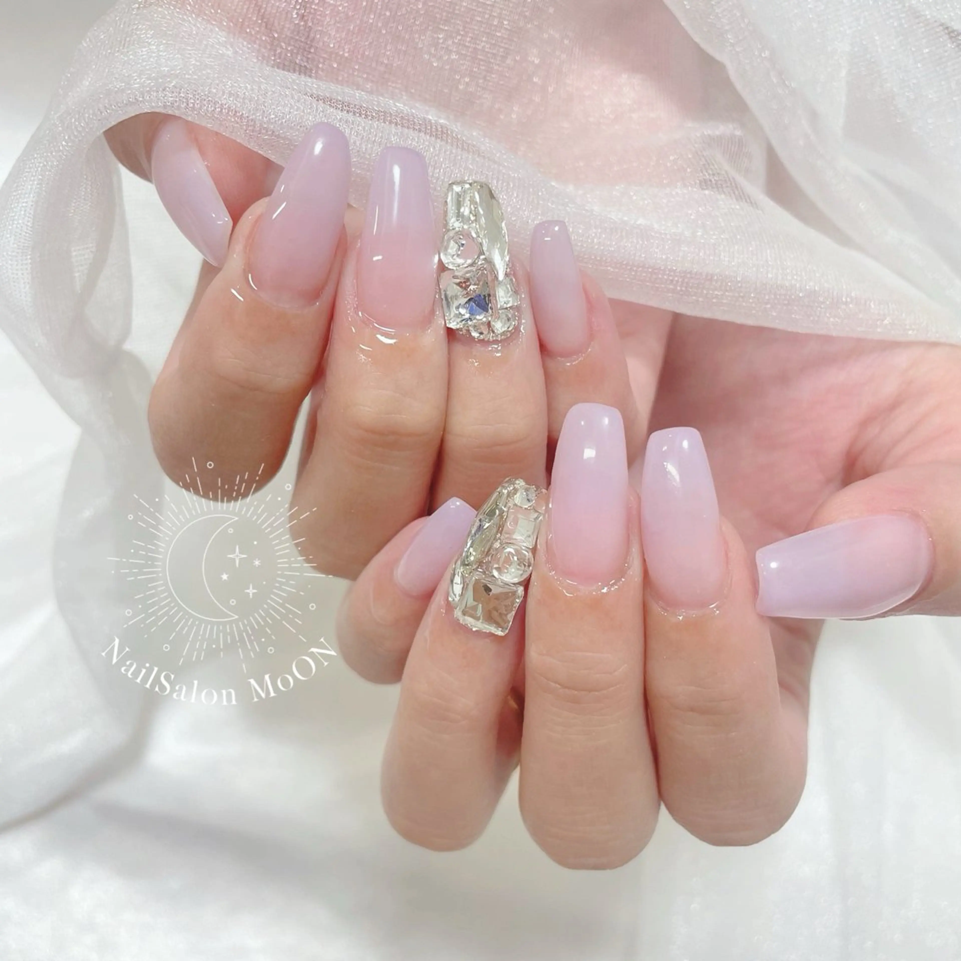 ネイル MoON...❤︎ MeGuのネイルデザイン