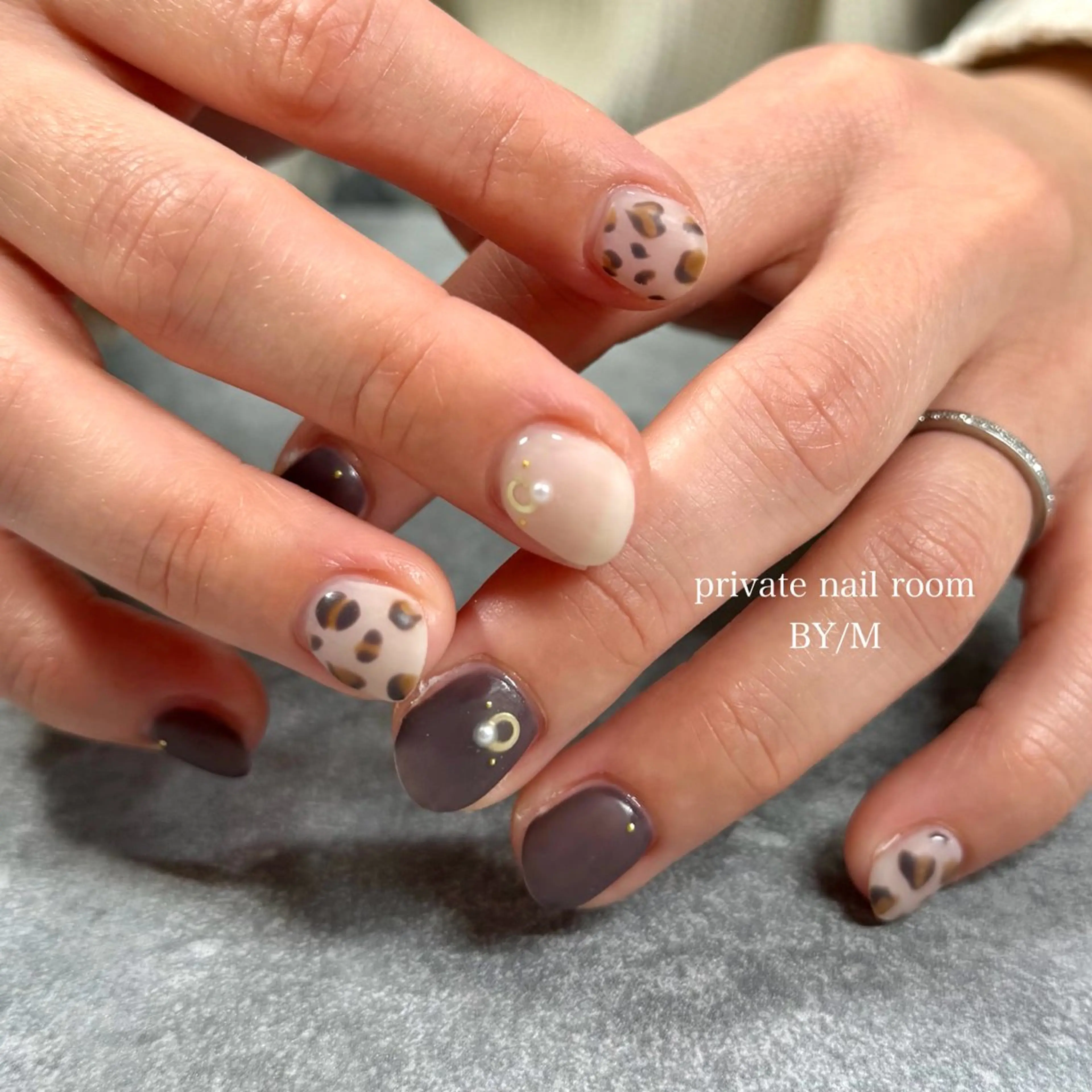ネイル アニマル柄 マットネイル 持ち込み ハンドネイル BY / Mのネイルデザイン