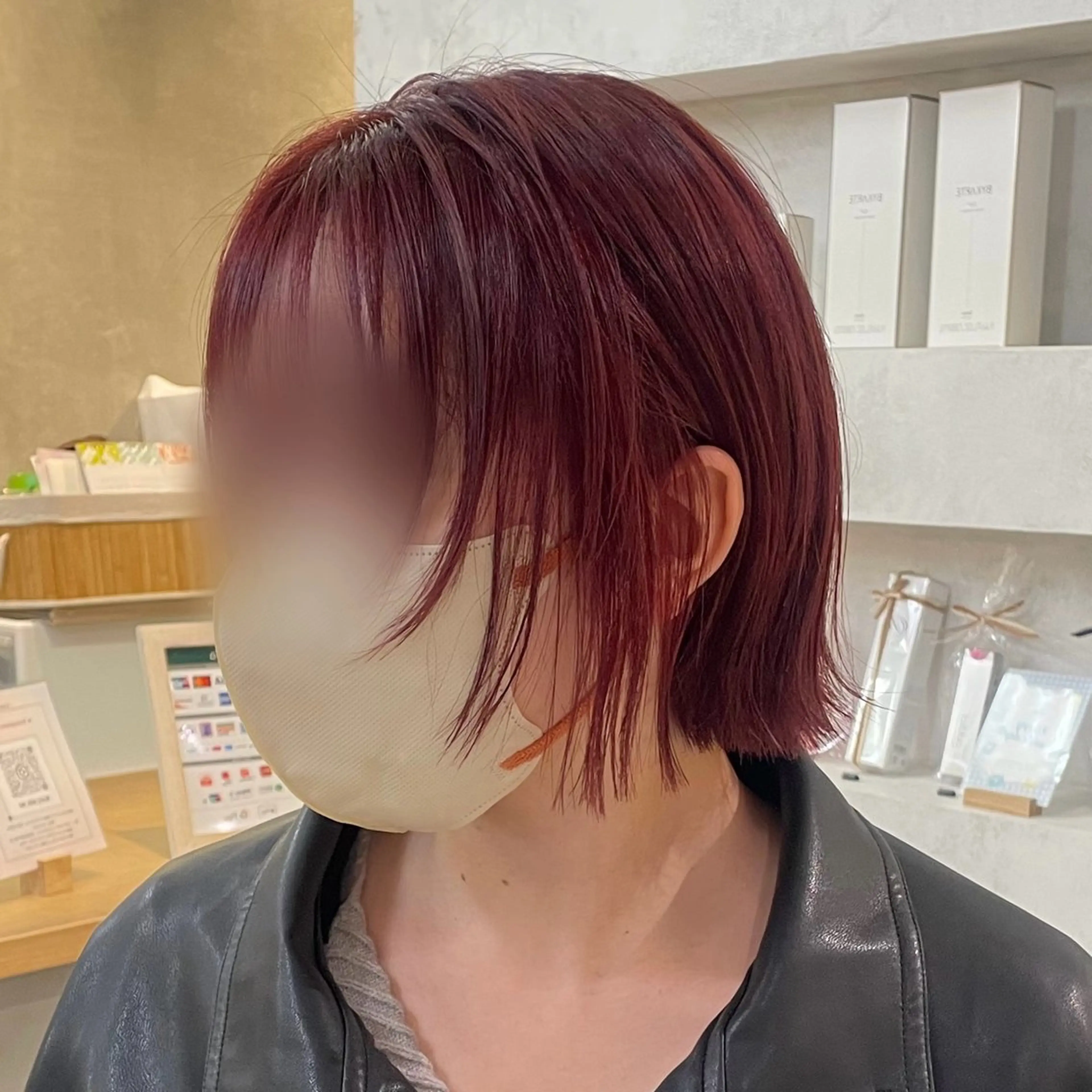 ショート レイヤーカット 🌿 濱野玲奈のヘアスタイル