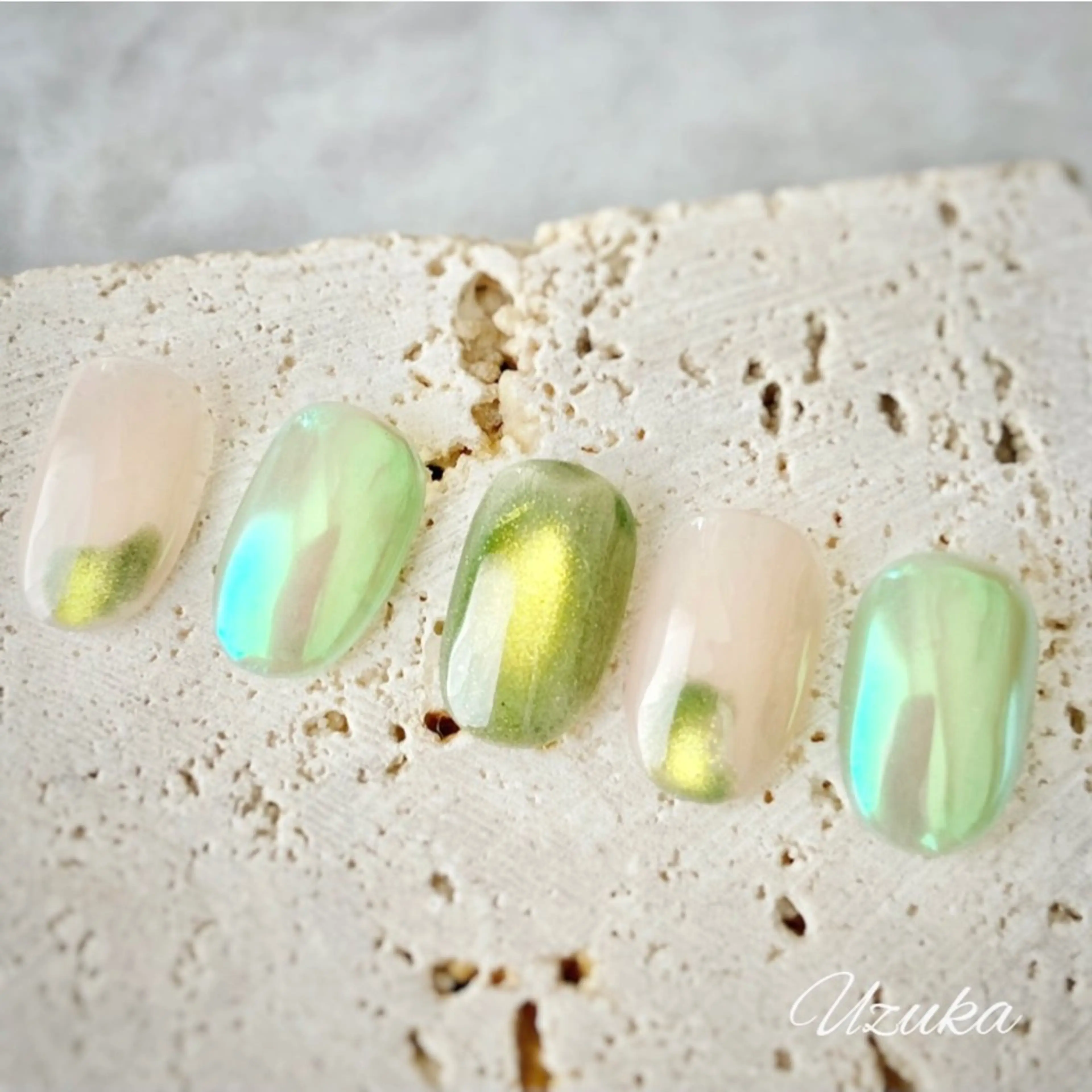 ネイル オーロラネイル マグネットネイル 【 enn 】 Uzuka Yukaのネイルデザイン