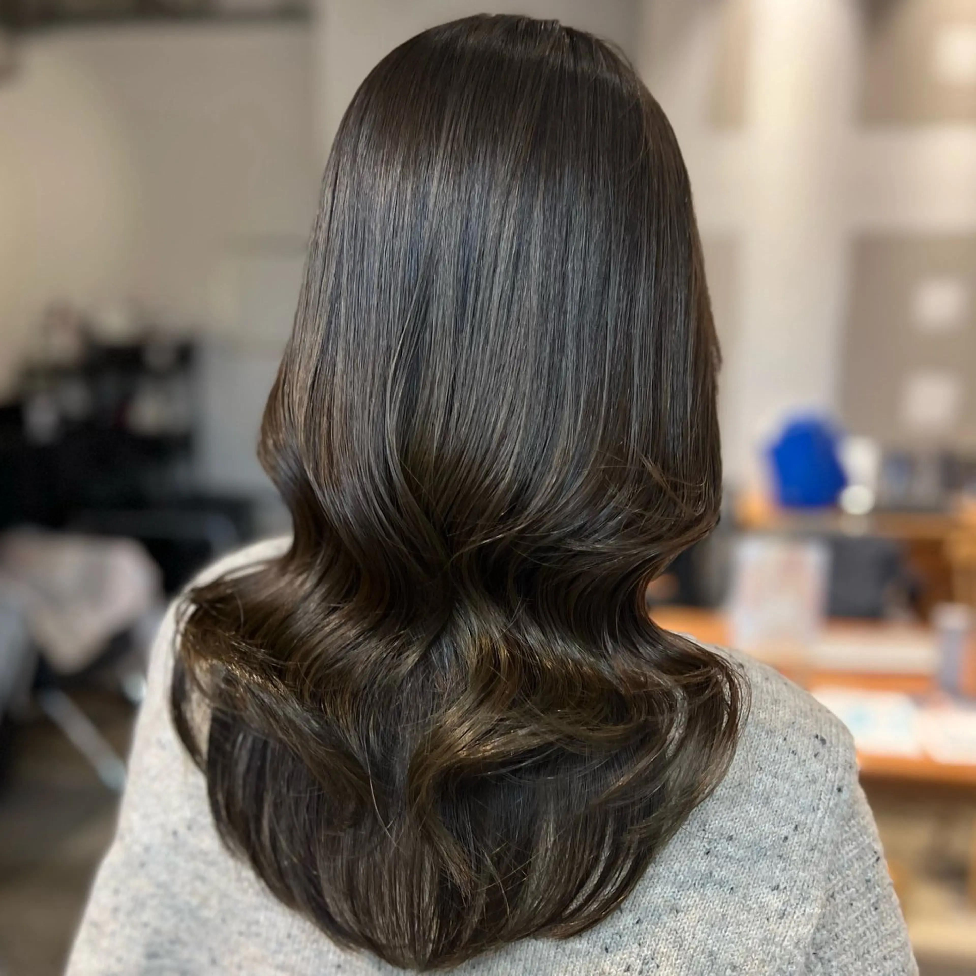 ロング カラー 透明感カラー オレンジ ヘアカラー トリートメント ムツキ/品のある 艶カラー/縮毛矯正のヘアスタイル