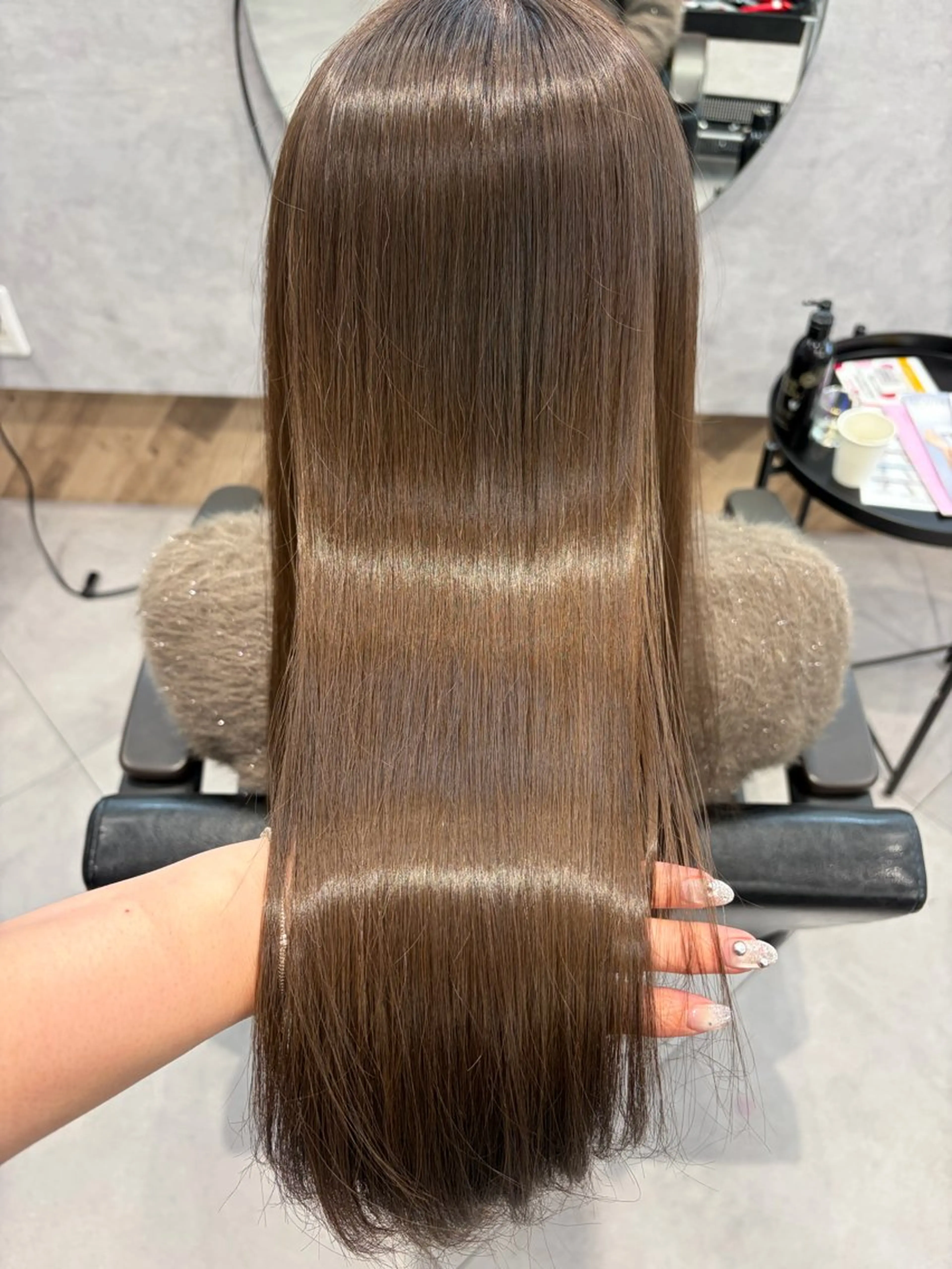 セミロング ヘアカラー トリートメント 柴田樹/大人可愛い 艶髪カラー/髪質改善のヘアスタイル