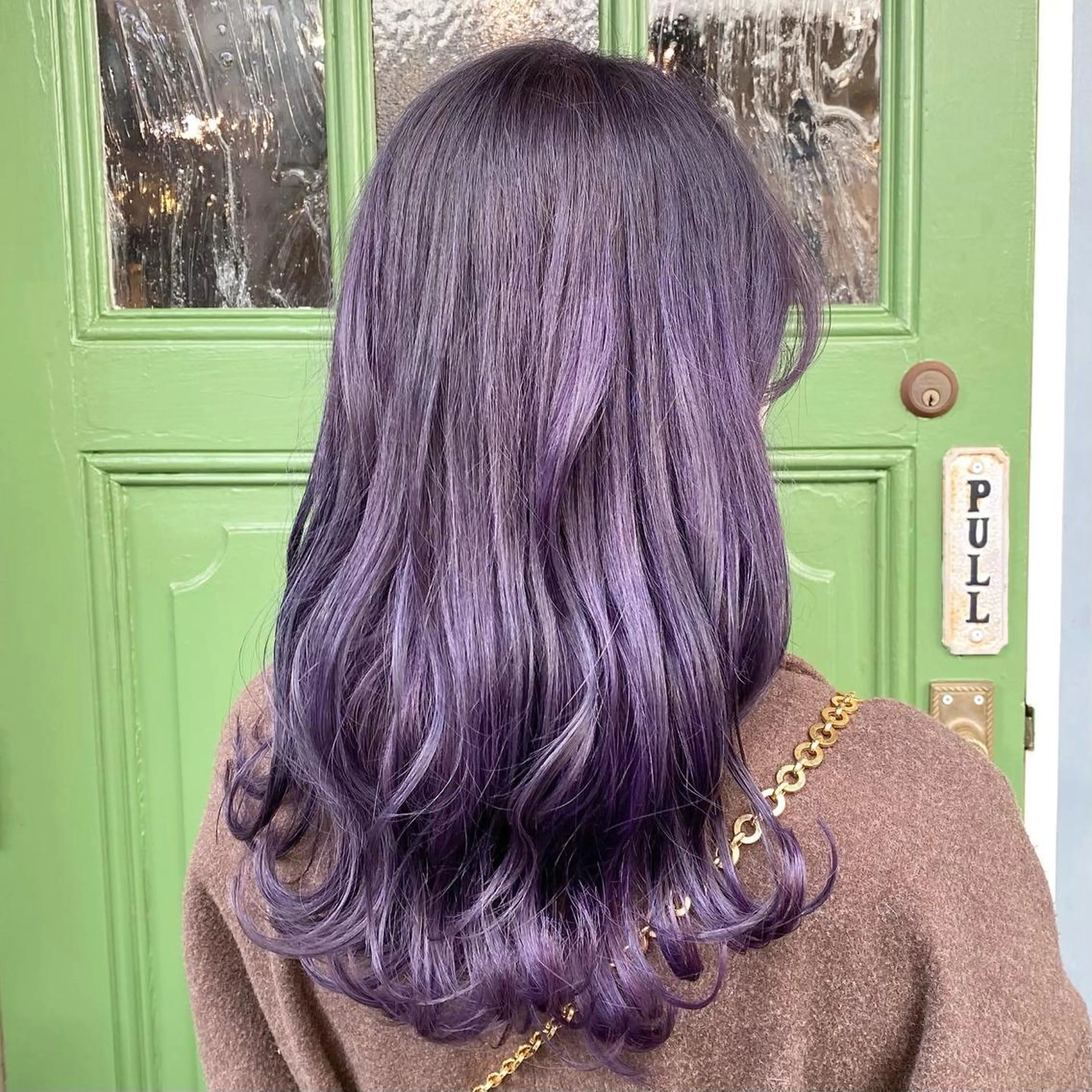 ミディアム カラー ブリーチ ブルーカラー ピンクカラー パープルカラー シルバー カット ヘアカラー トリートメント BRITS 渡辺 菜々子のヘアスタイル