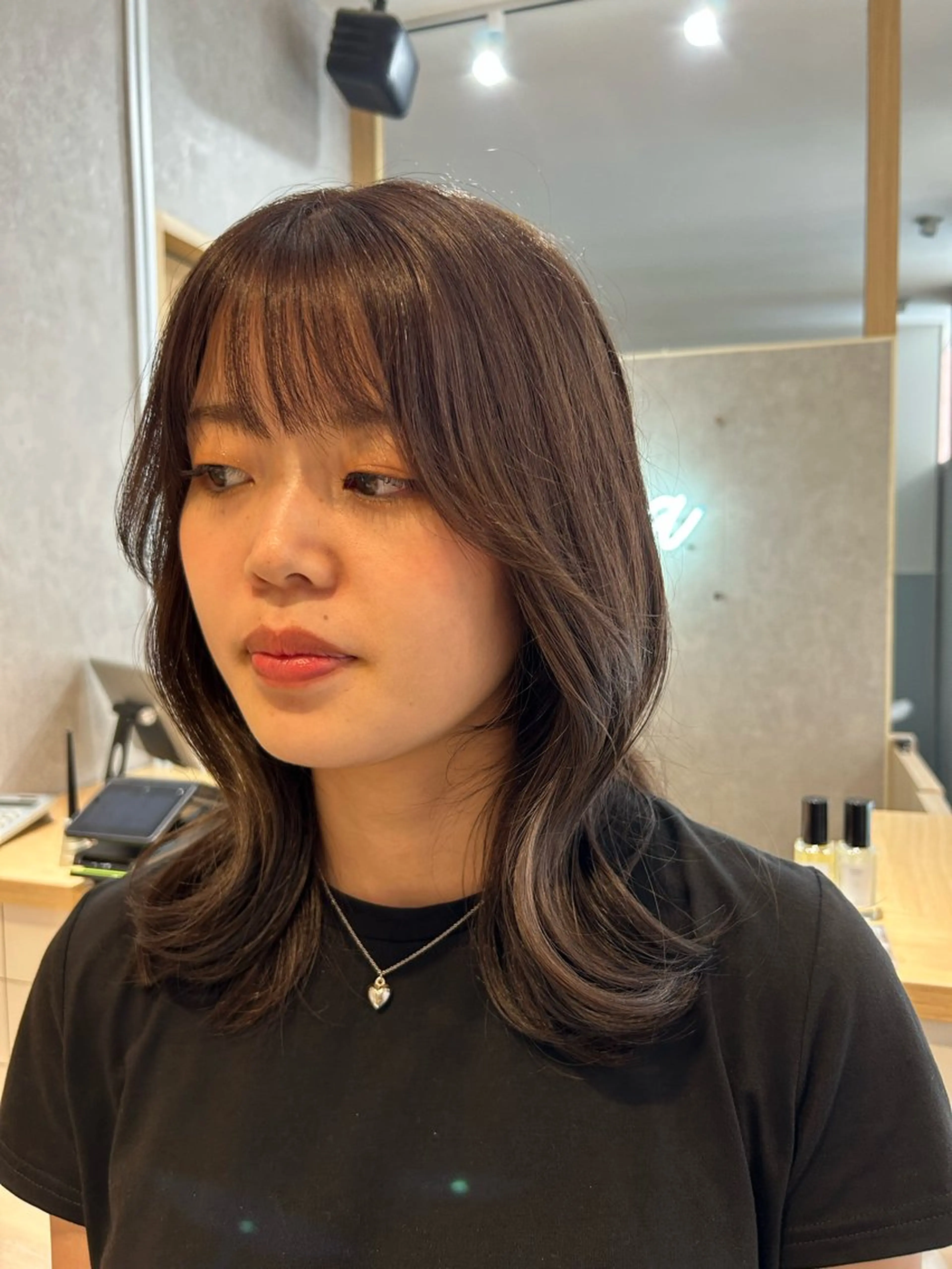 ミディアム カラー mizuki roan多々良店のヘアスタイル