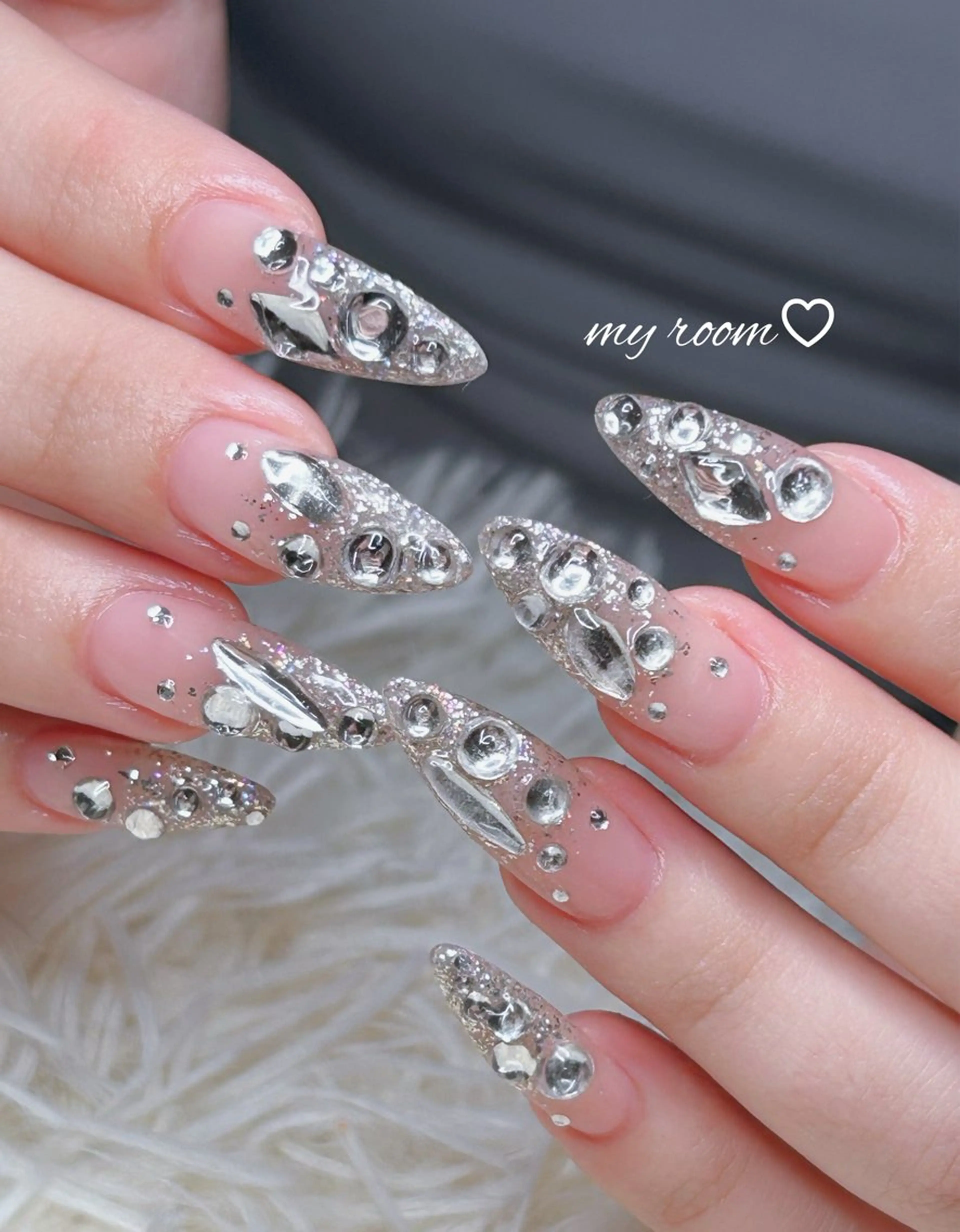 ネイル うるま市サロン Yuko Izawaのネイルデザイン