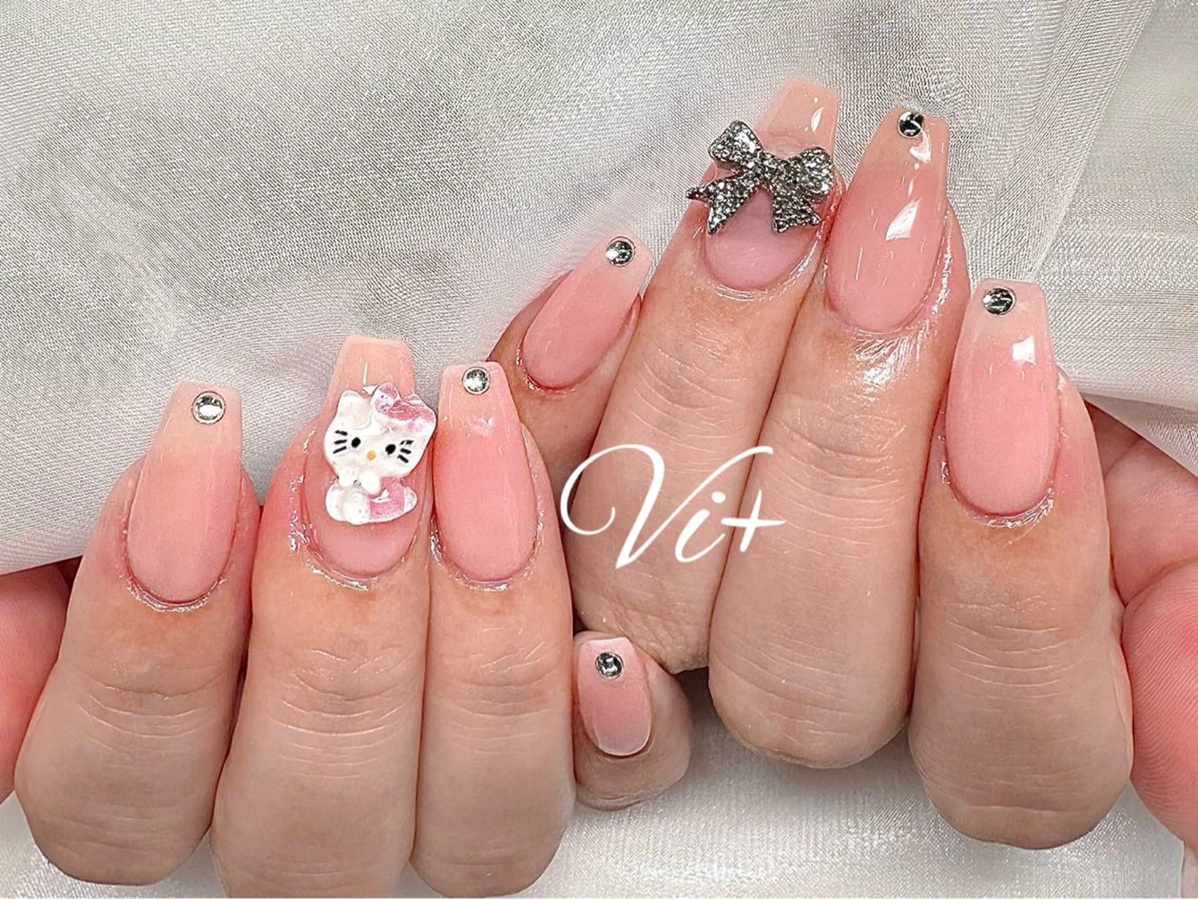 ネイル ハンドネイル ✨Nailsalon Vi+✨のネイルデザイン