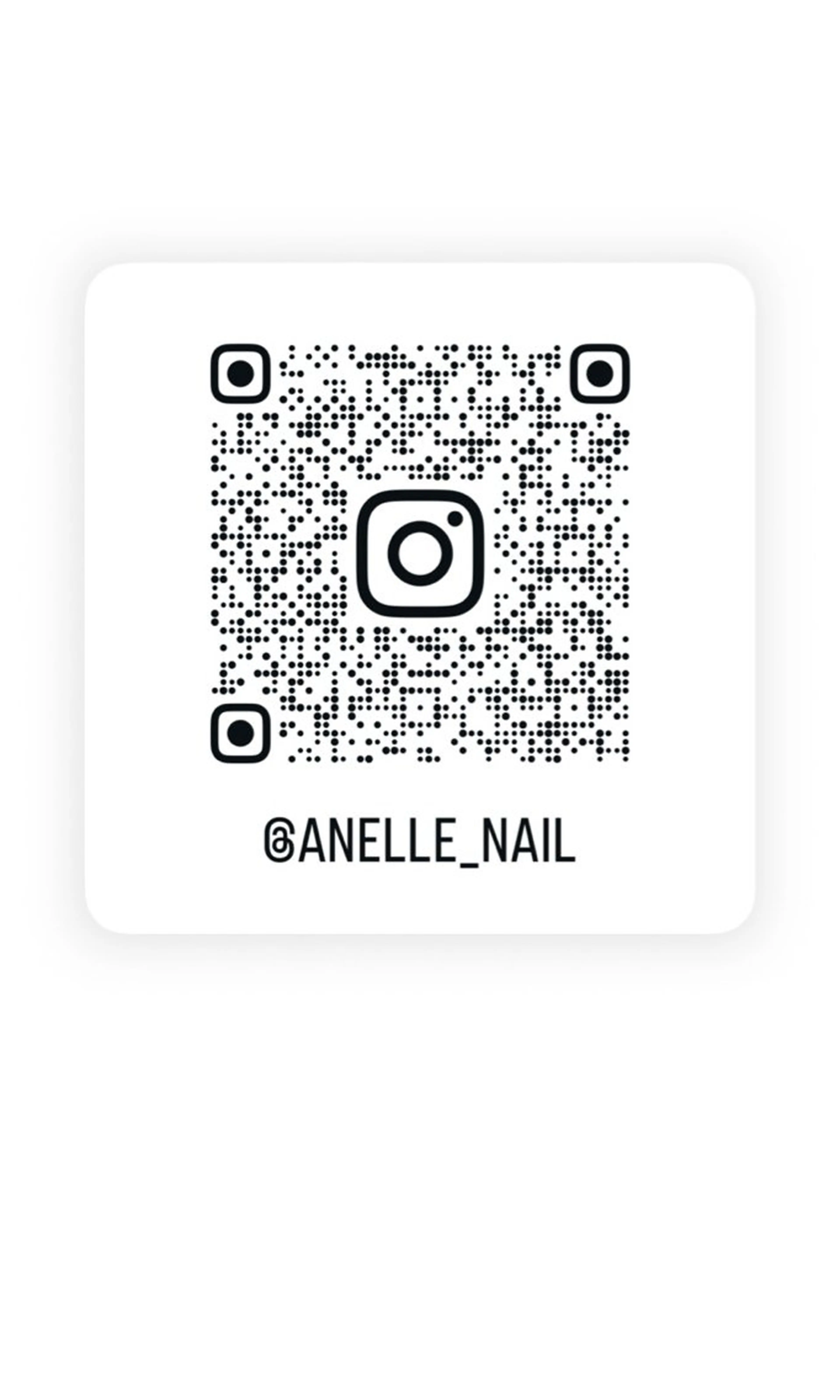 anelle Amiのネイルデザイン