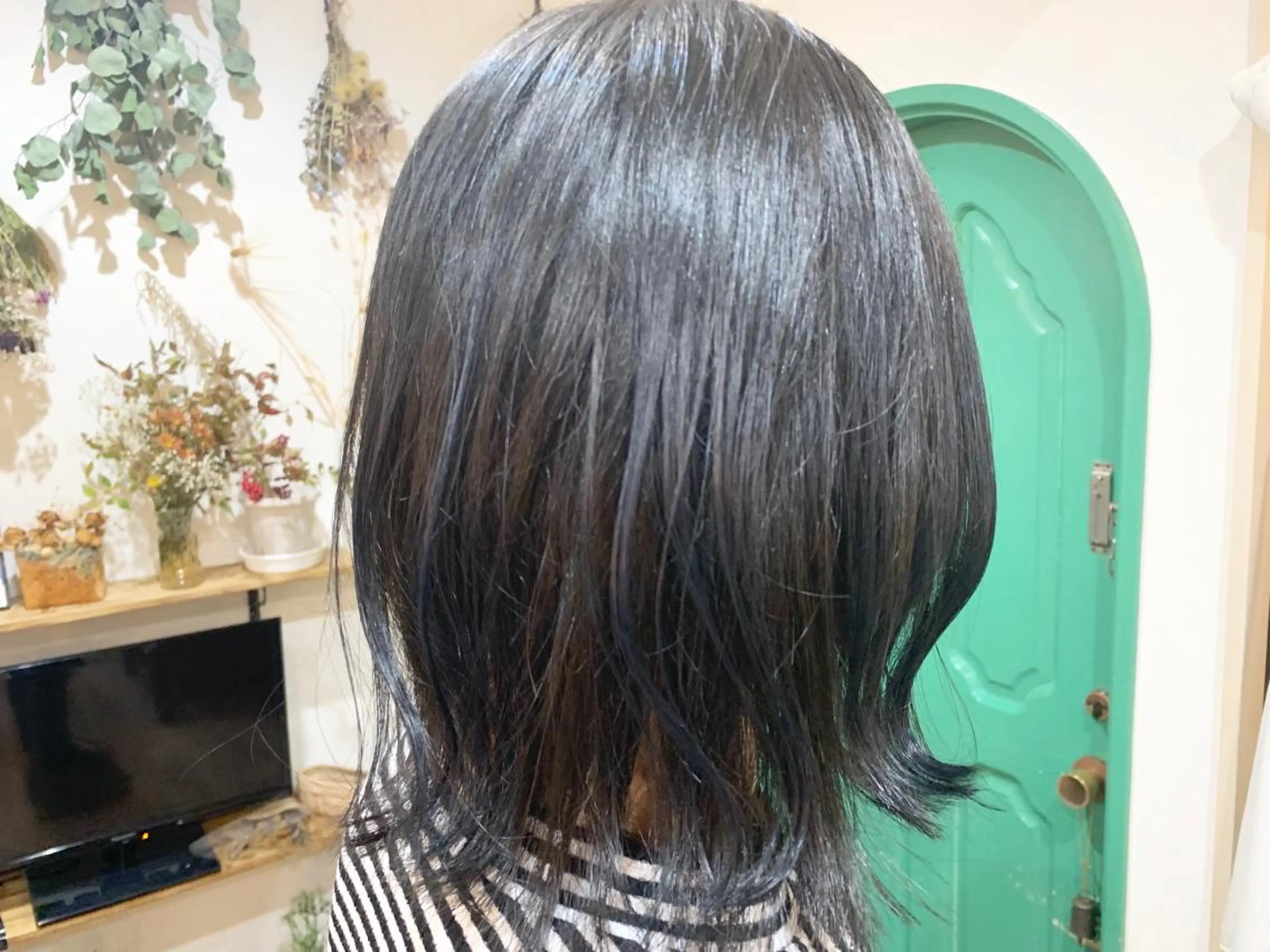 ミディアム ハイライト カット ヘアカラー 佐藤 美咲のヘアスタイル