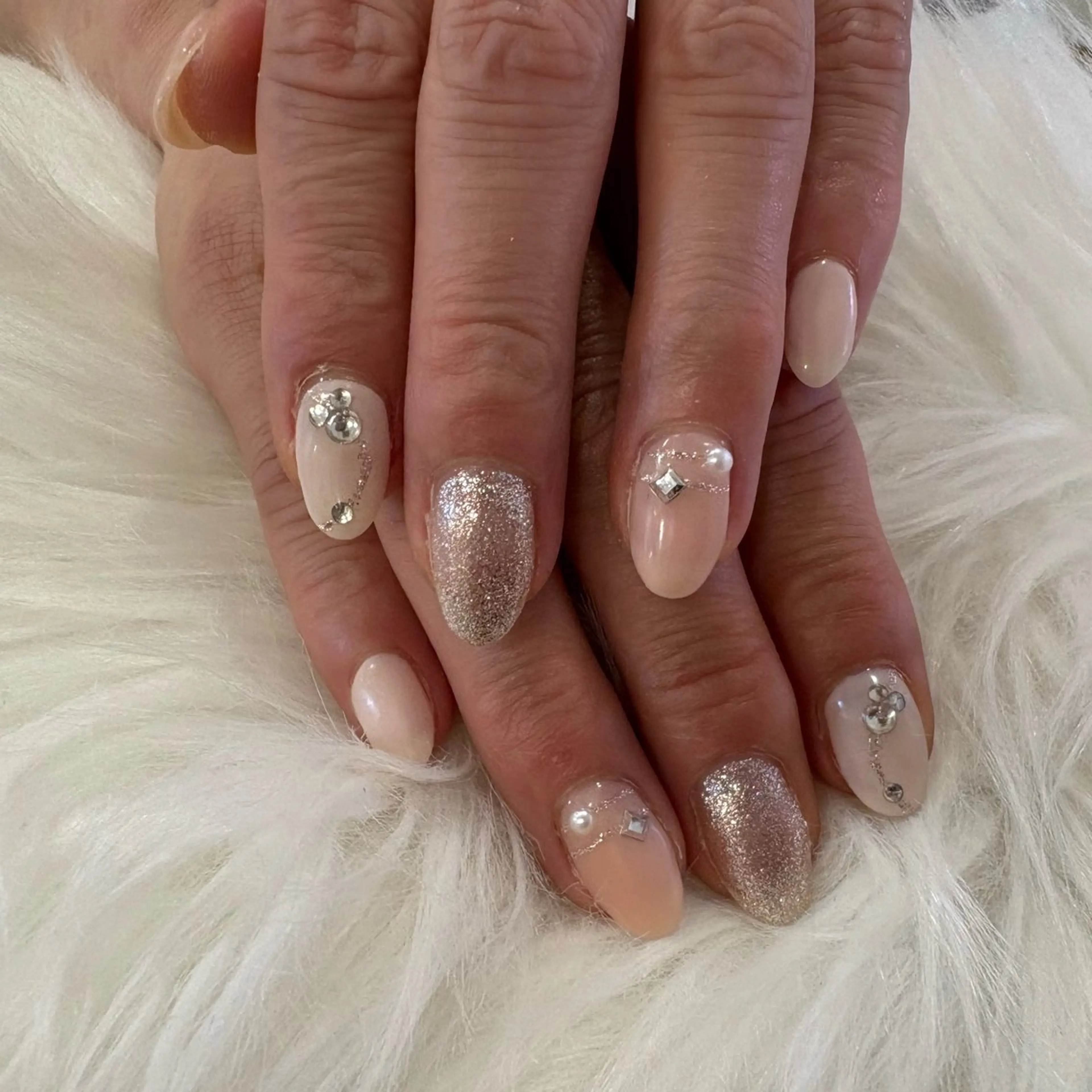 ショート ハンドネイル sato Eのネイルデザイン