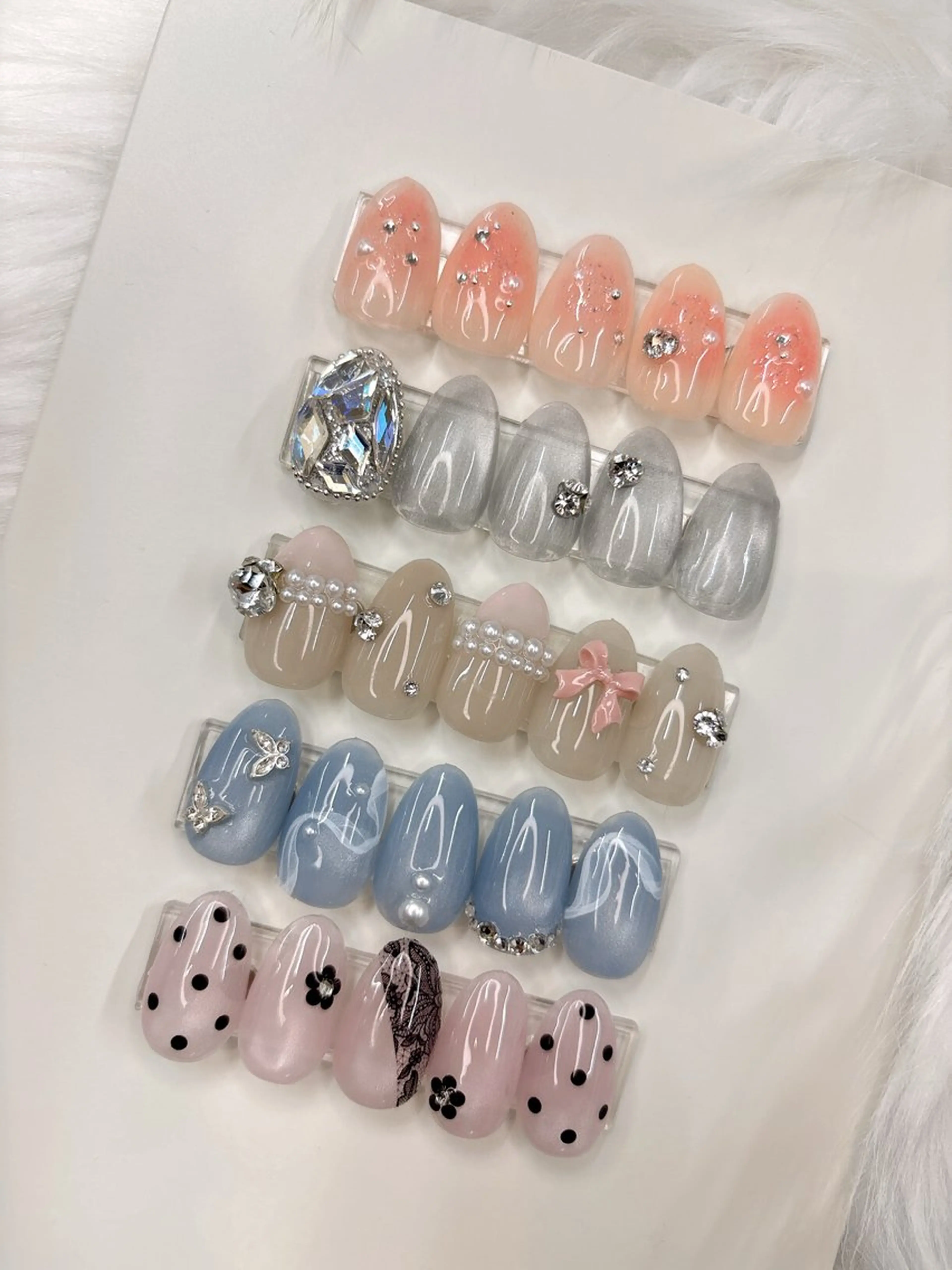 ネイル ハンドネイル BLUE EYES 原宿店所属・BLUEEYE SAYAのネイルデザイン