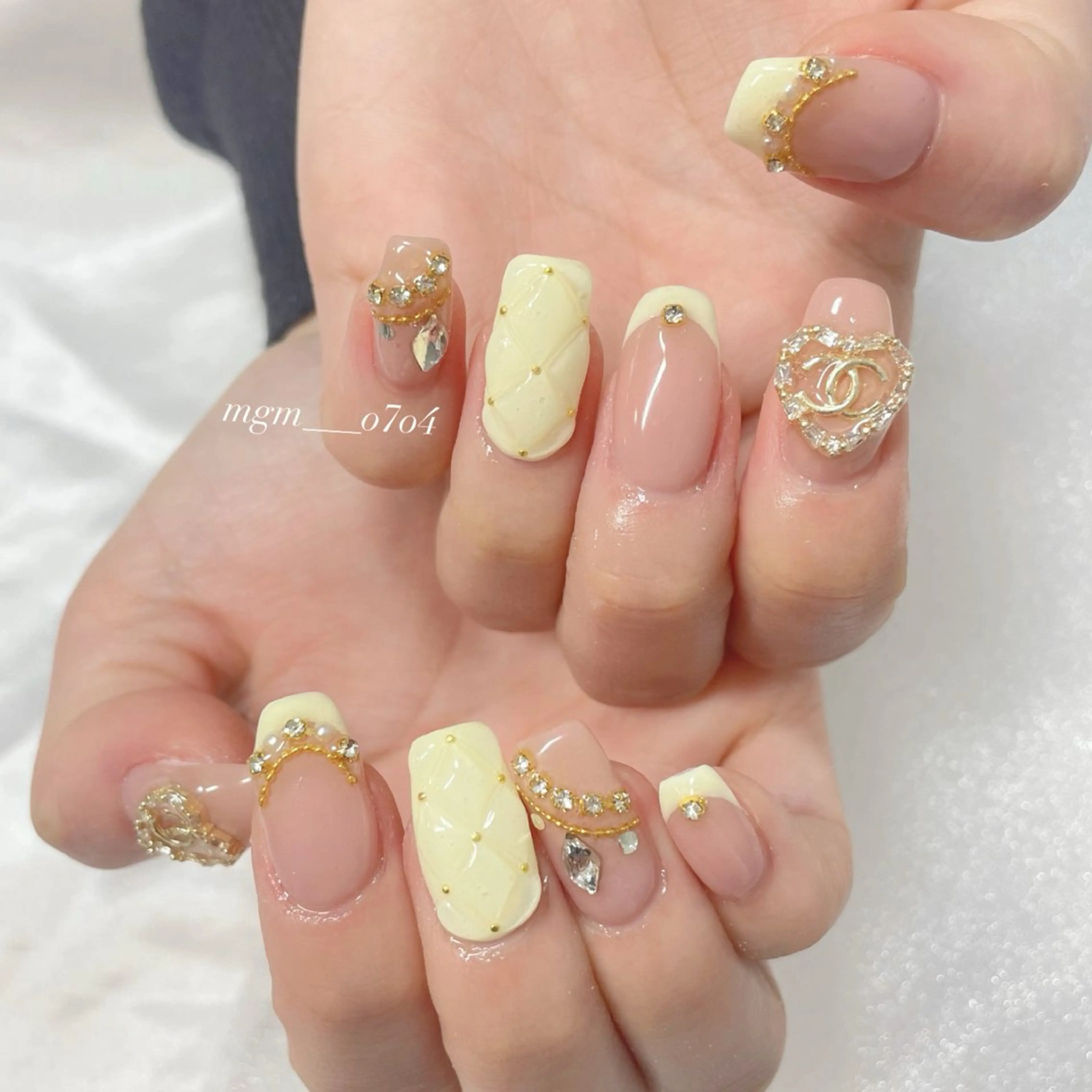 ネイル ハート ハンドネイル ハンドケア MoON...❤︎ MeGuのネイルデザイン