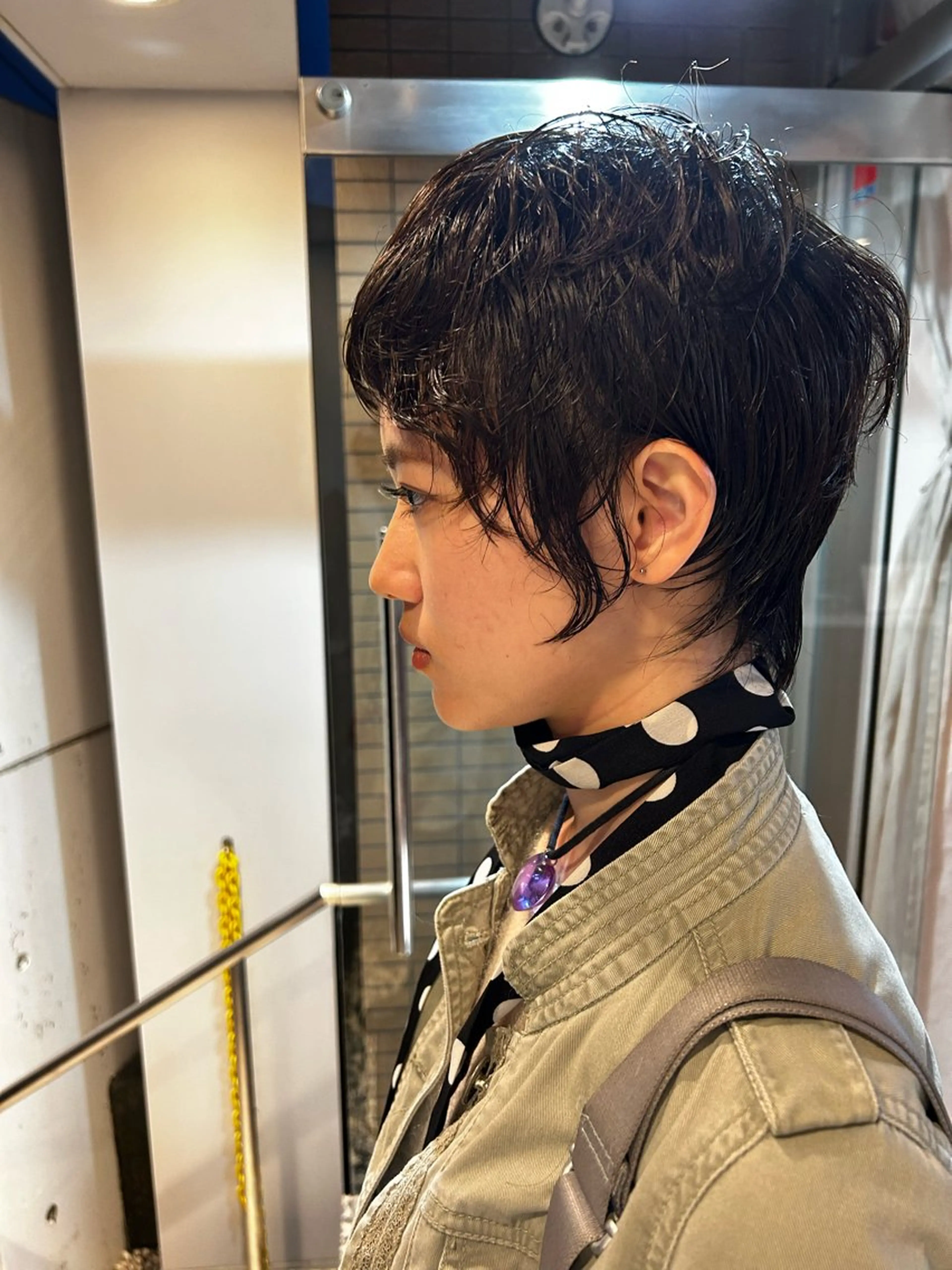 ショート パーマ イワサキ リカのヘアスタイル