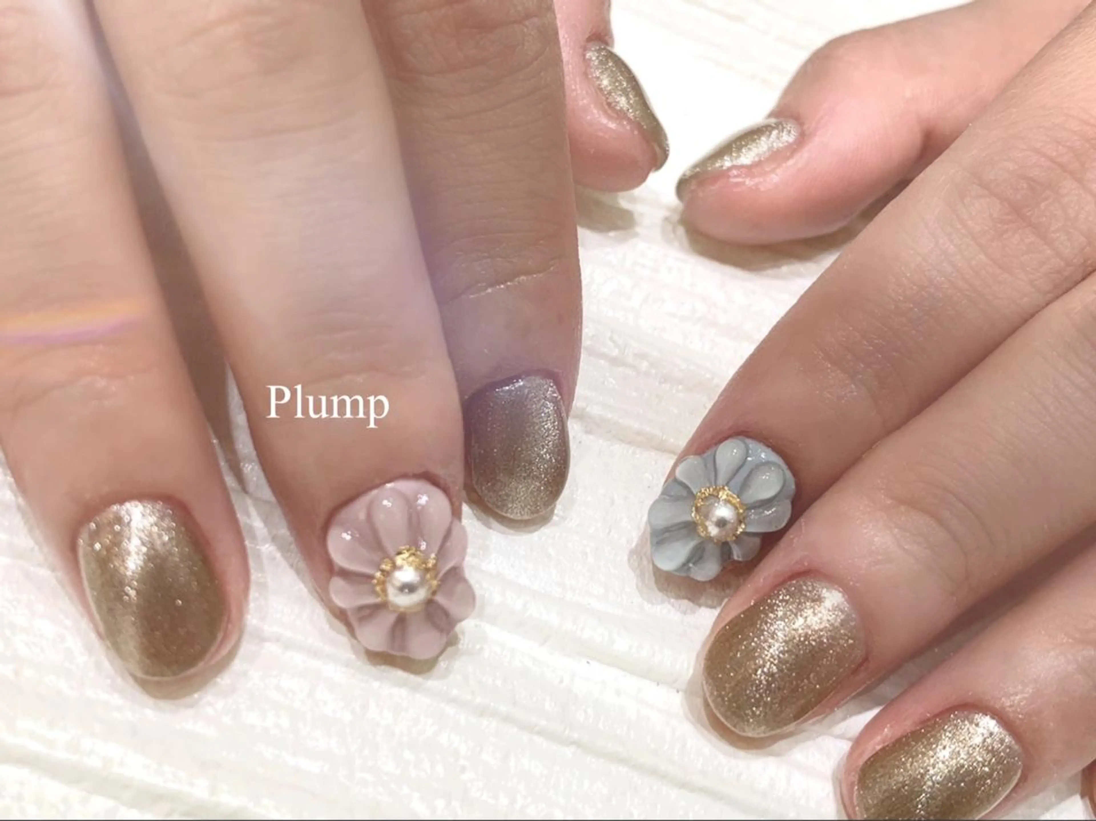 ショート m kaori𓃟のネイルデザイン