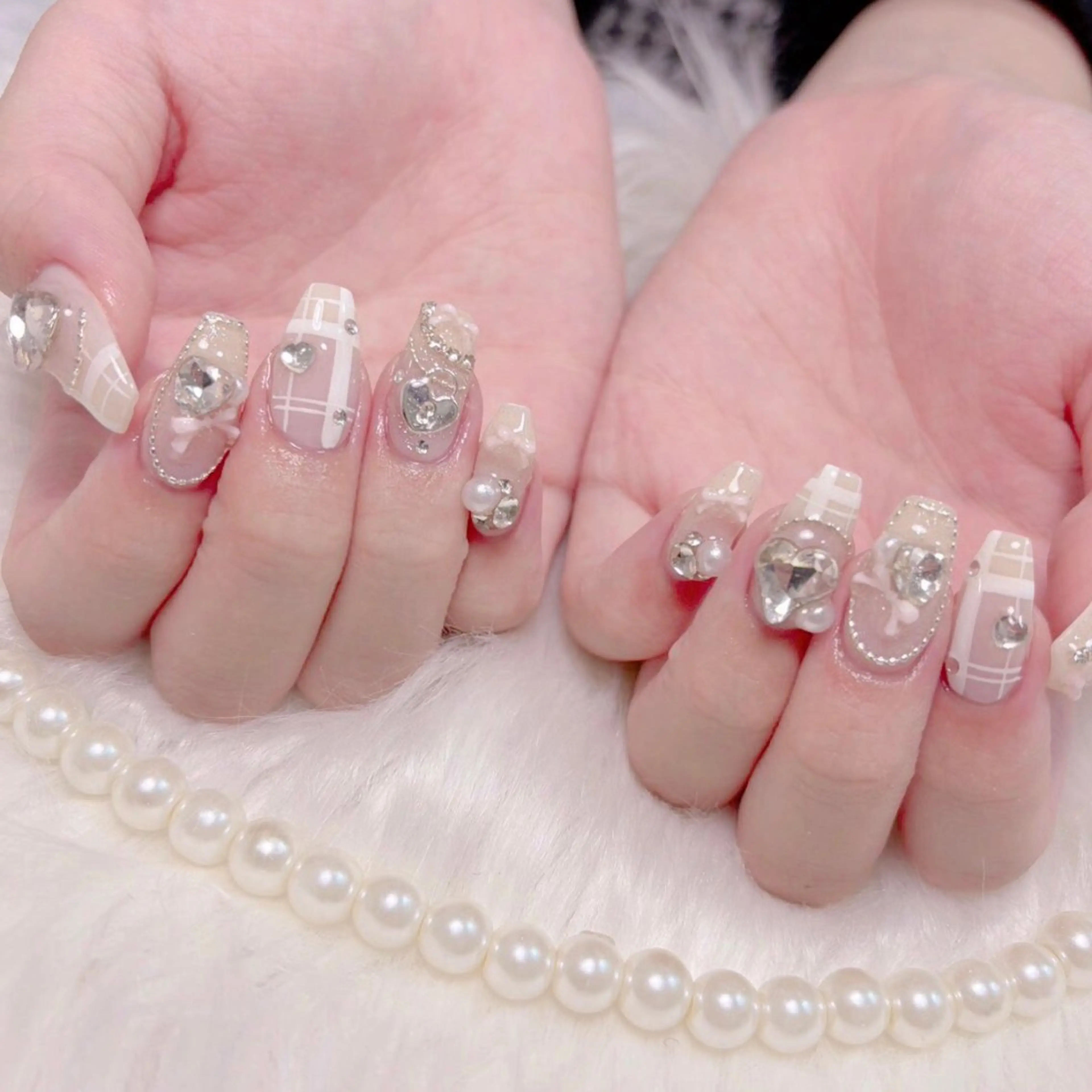 ネイル ハンドネイル nana 🎀予約受付中のネイルデザイン