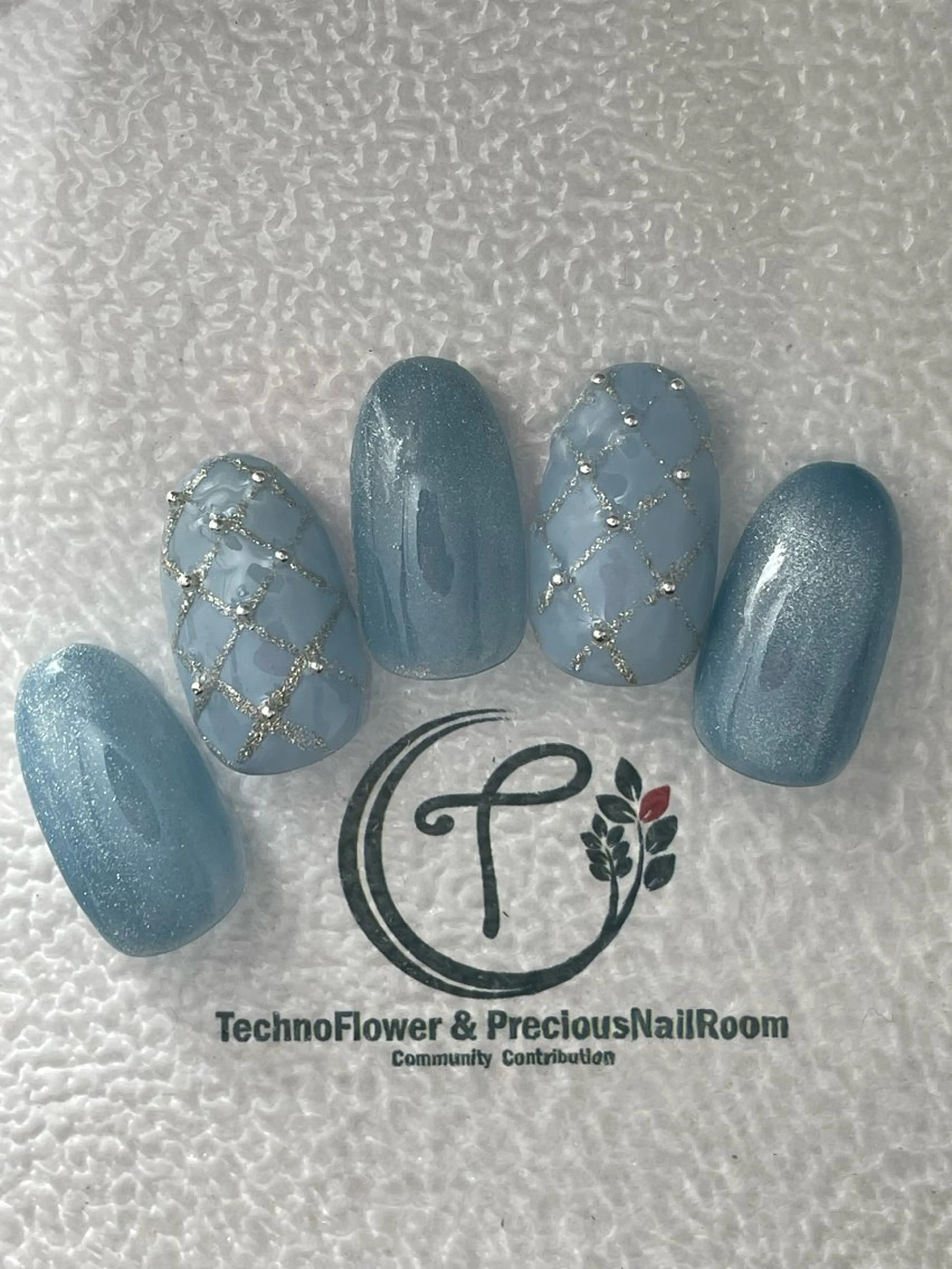 ネイル フラワーネイル ハンドネイル precious nail room所属・precious nail roomのネイルデザイン