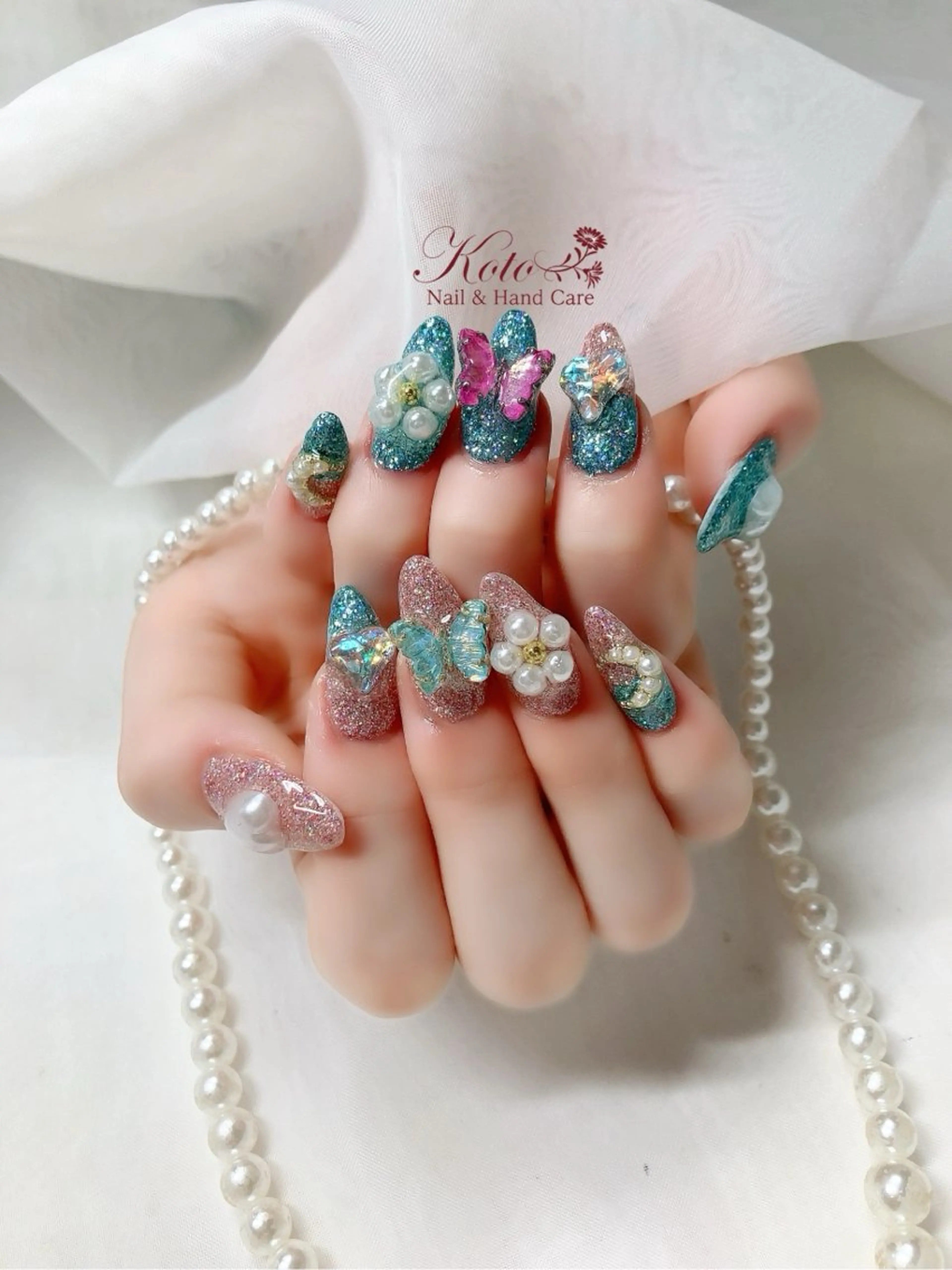 ネイル 長さ出し ジェルネイル 持ち込み ニュアンスネイル 赤色 ハンドネイル Nail Salon KOTOのネイルデザイン