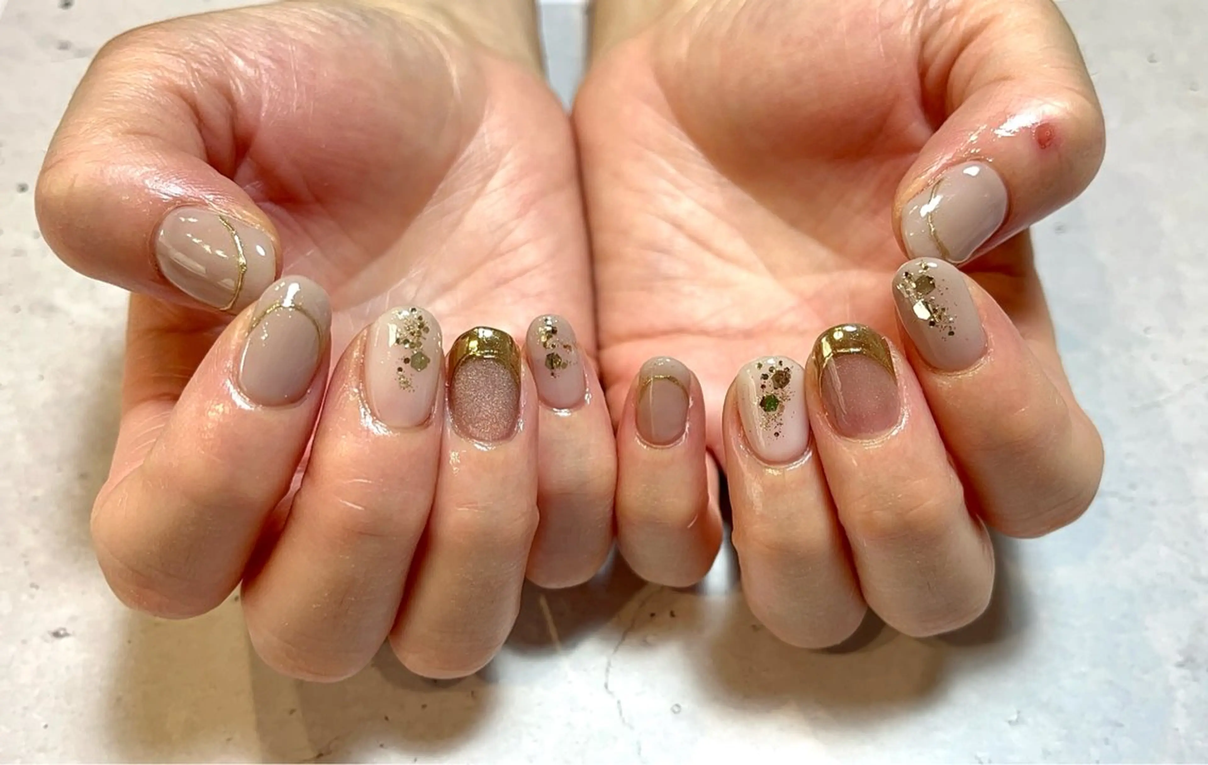 ネイル マグネットネイル ミラーネイル nailsalon esのネイルデザイン