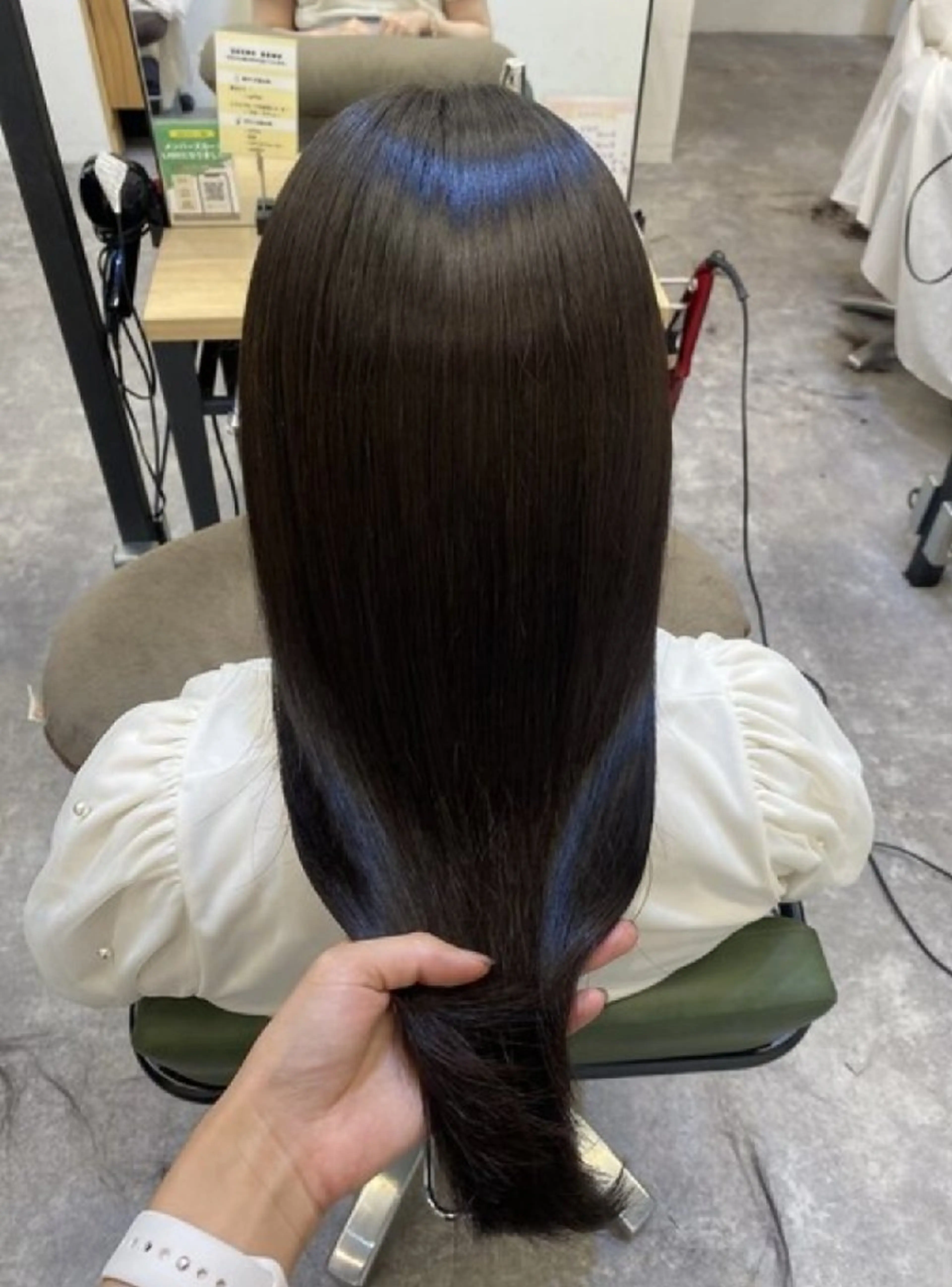 【✨レディース限定✨】似合わせカット+縮毛矯正の写真