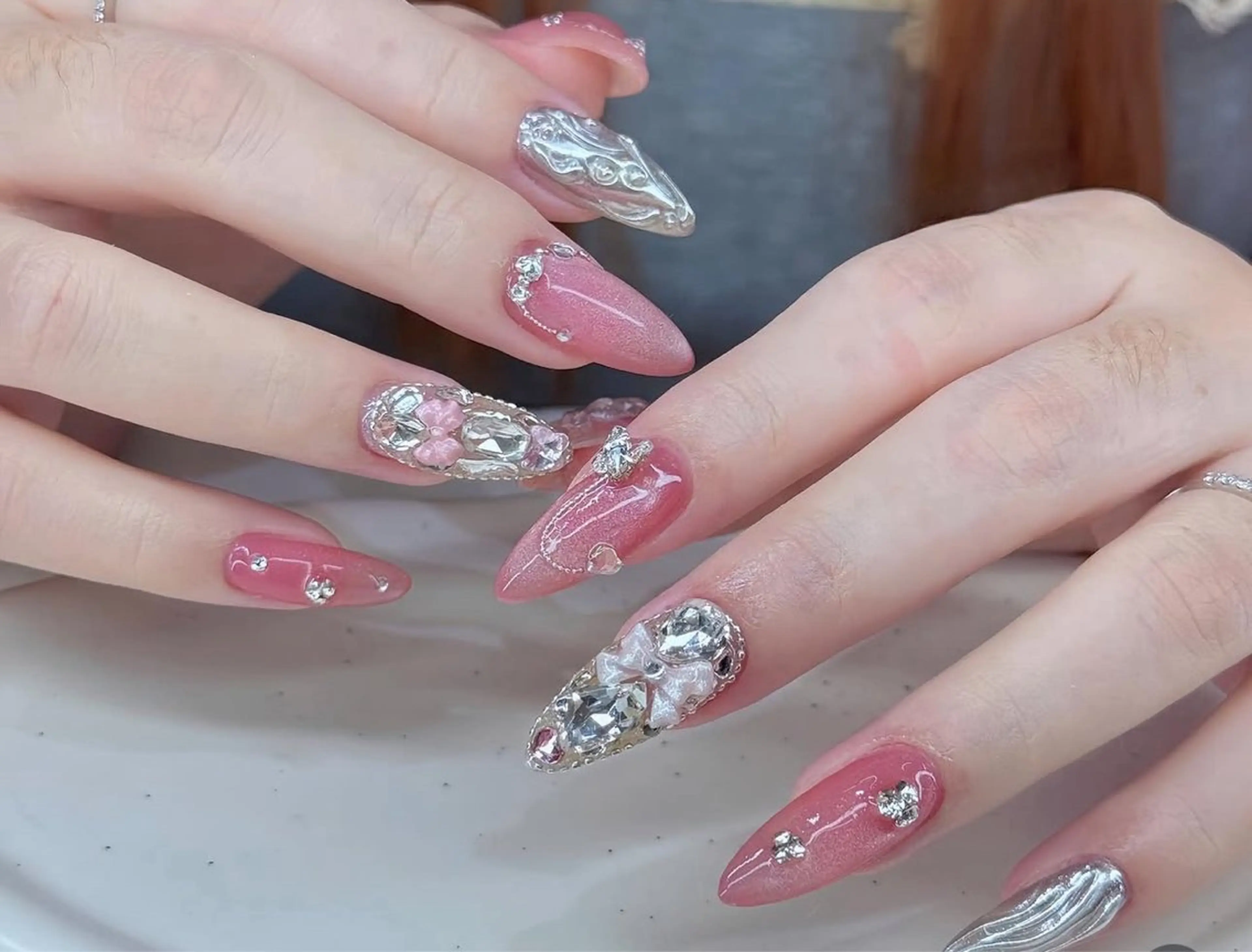 ネイル オーロラネイル フレンチネイル ジェルネイル ハロウィン キラキラネイル ハンドネイル H.baby Nail Salonのネイルデザイン