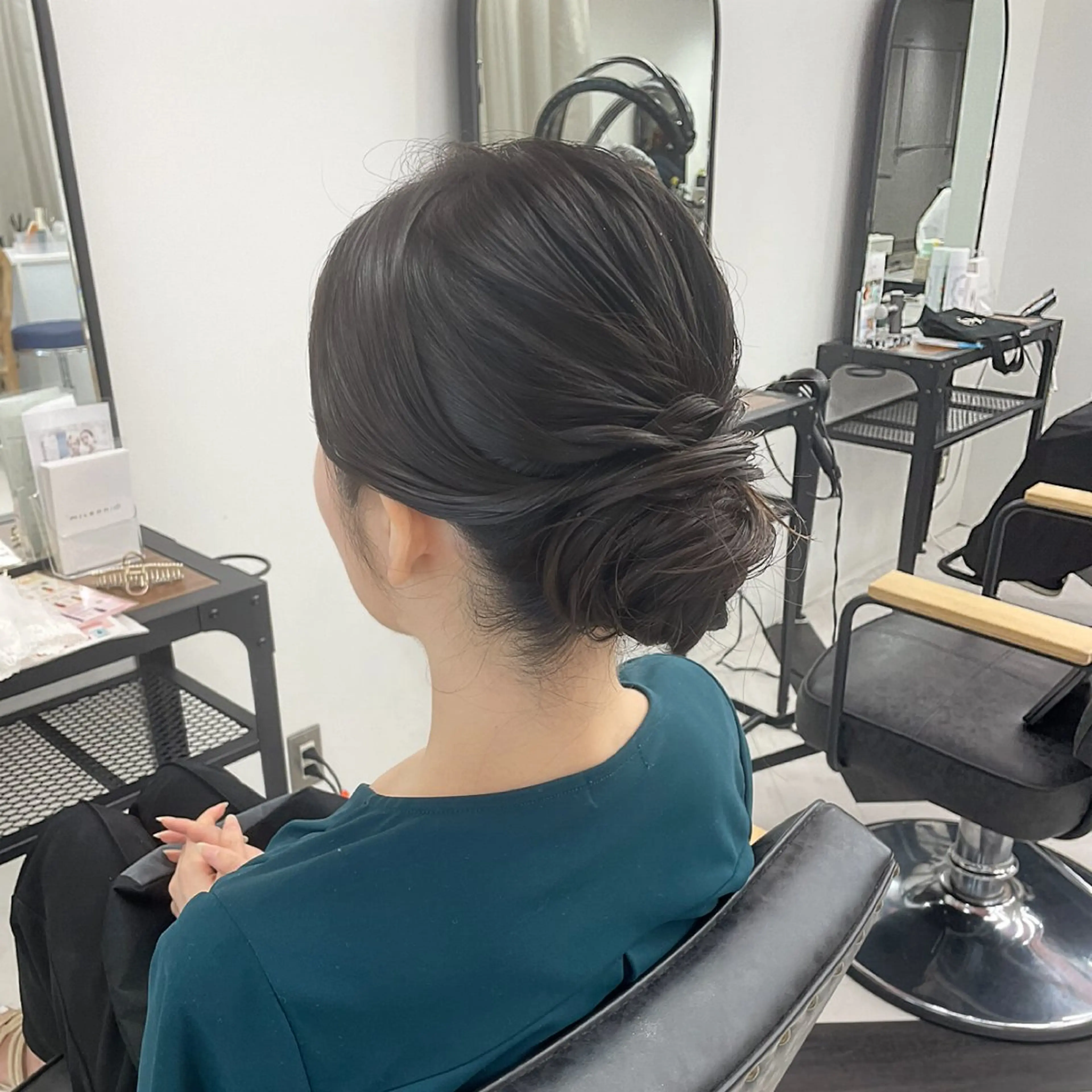 ロング カラー パーマ ヘアアレンジ メンズ mona/ ストレートスタイル✨のヘアスタイル