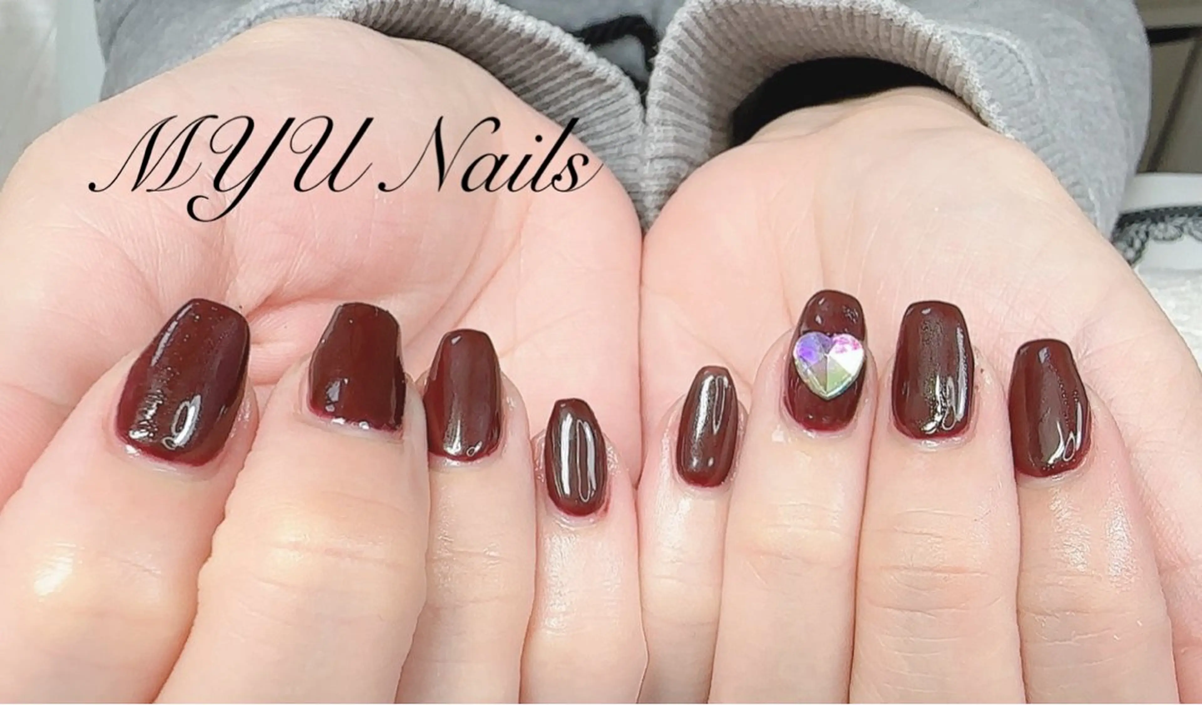 ネイル ボルドー ワンカラーネイル ニュアンスネイル🌈 MYU Nailsのネイルデザイン