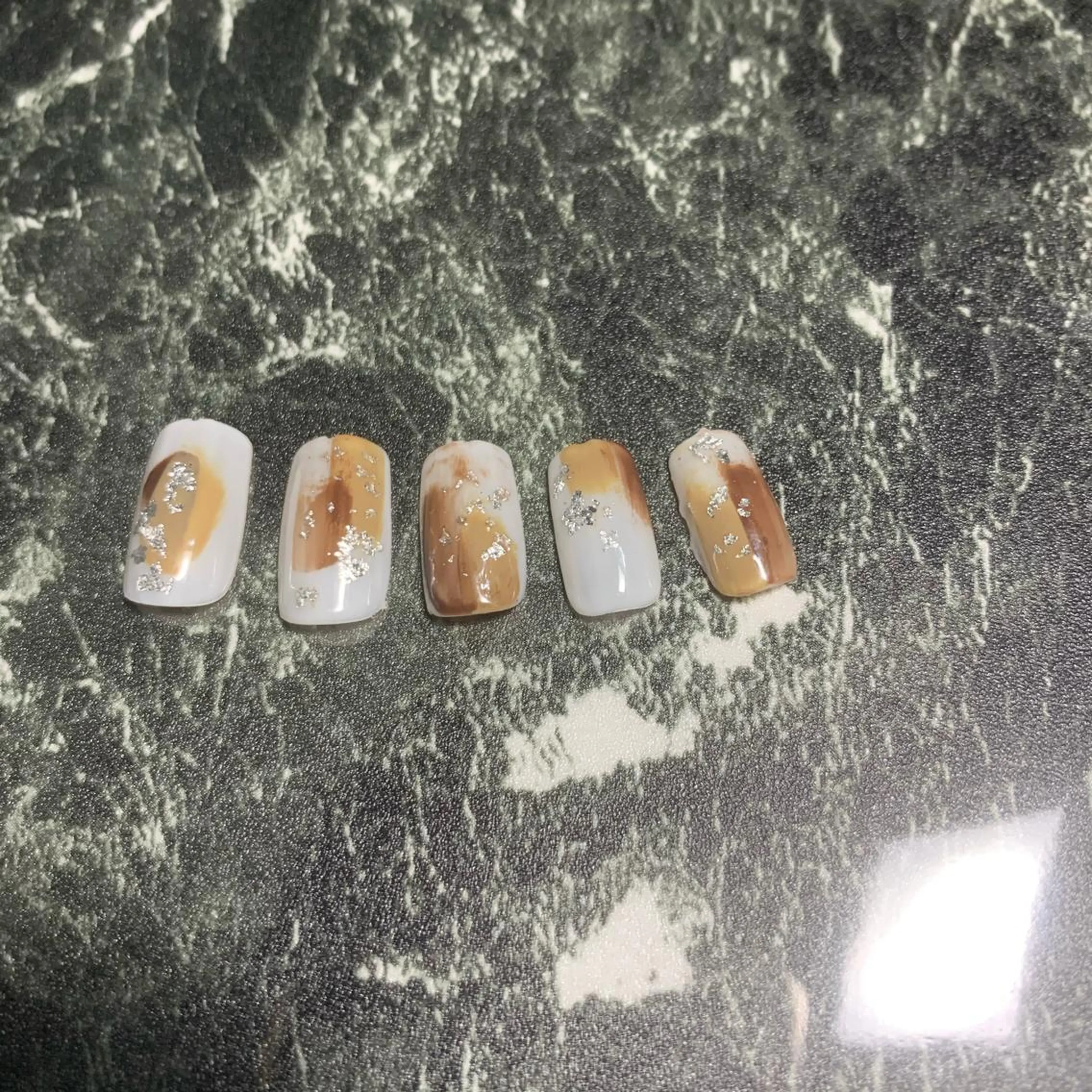 ネイル マルサンカクシカク所属・○△□ 守口市のネイルデザイン