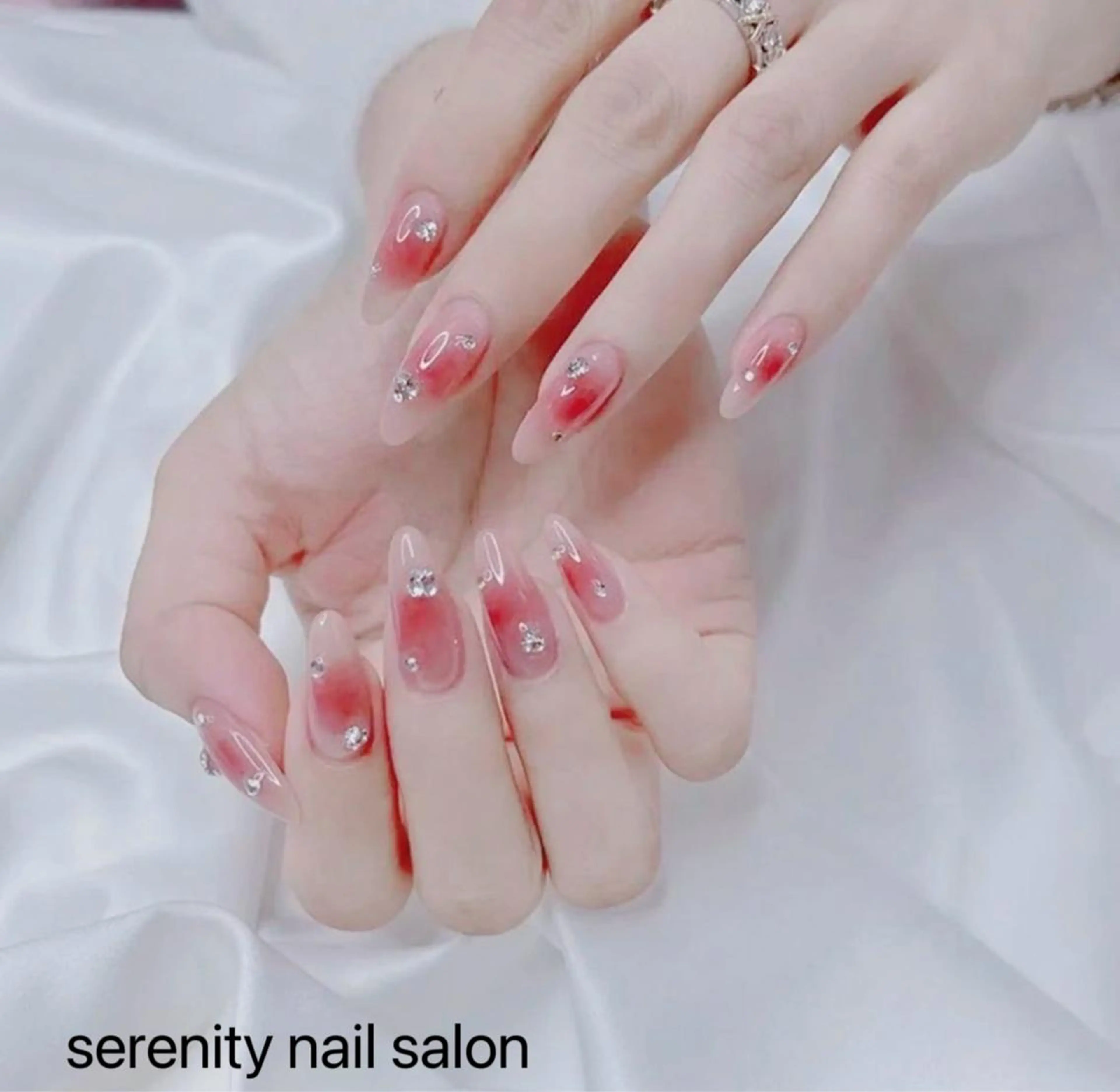 ネイル ハンドネイル ハンドケア ✨Serenity Nail salonのネイルデザイン