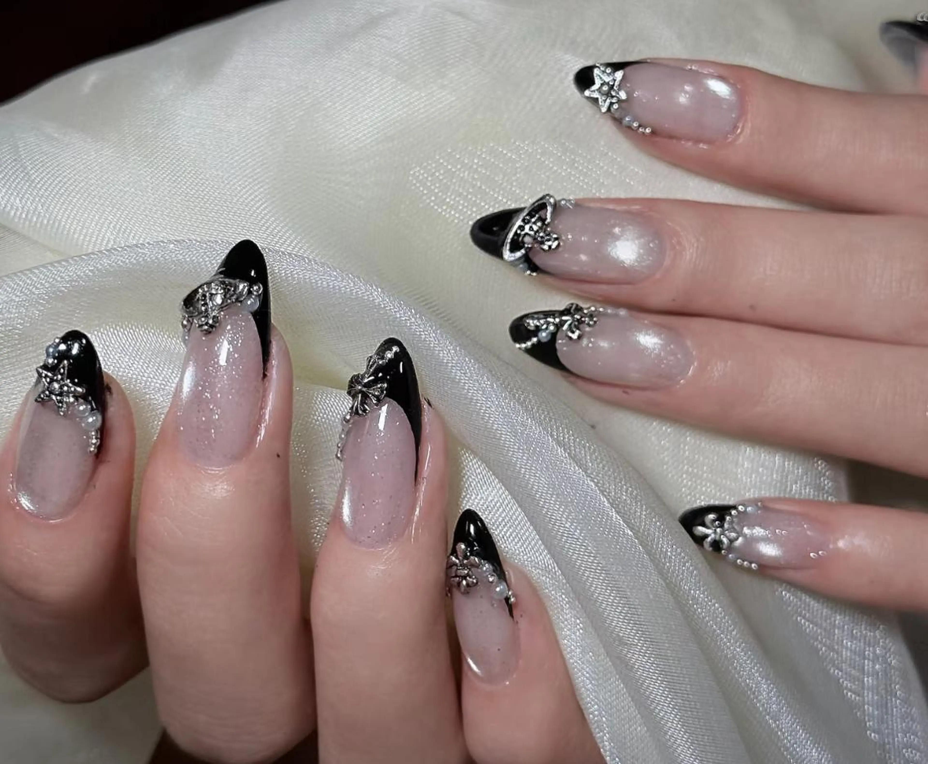 ネイル ハンドネイル エリ🫧 nail池袋東口のネイルデザイン