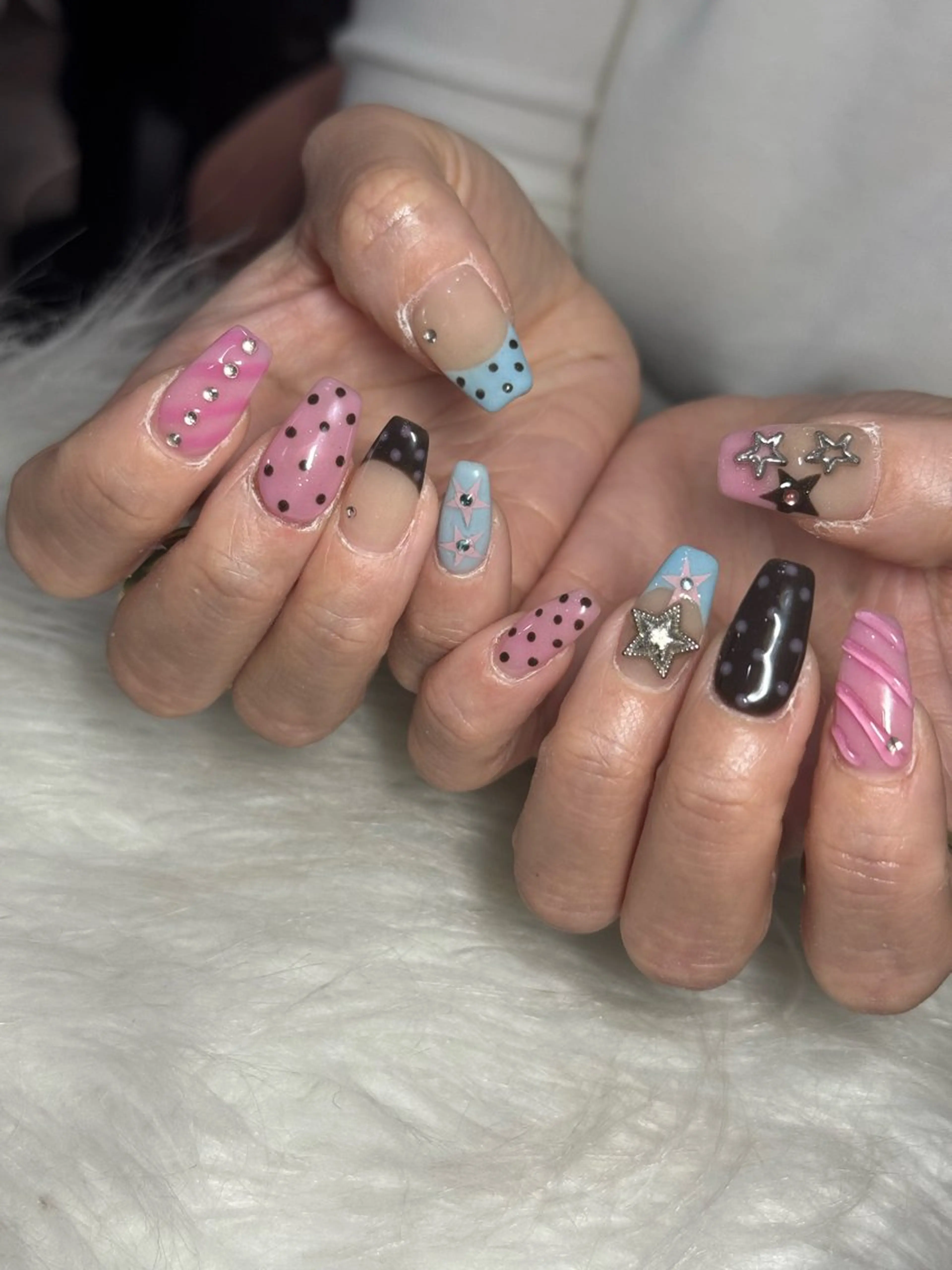 ネイル LAVISH nail salonのネイルデザイン